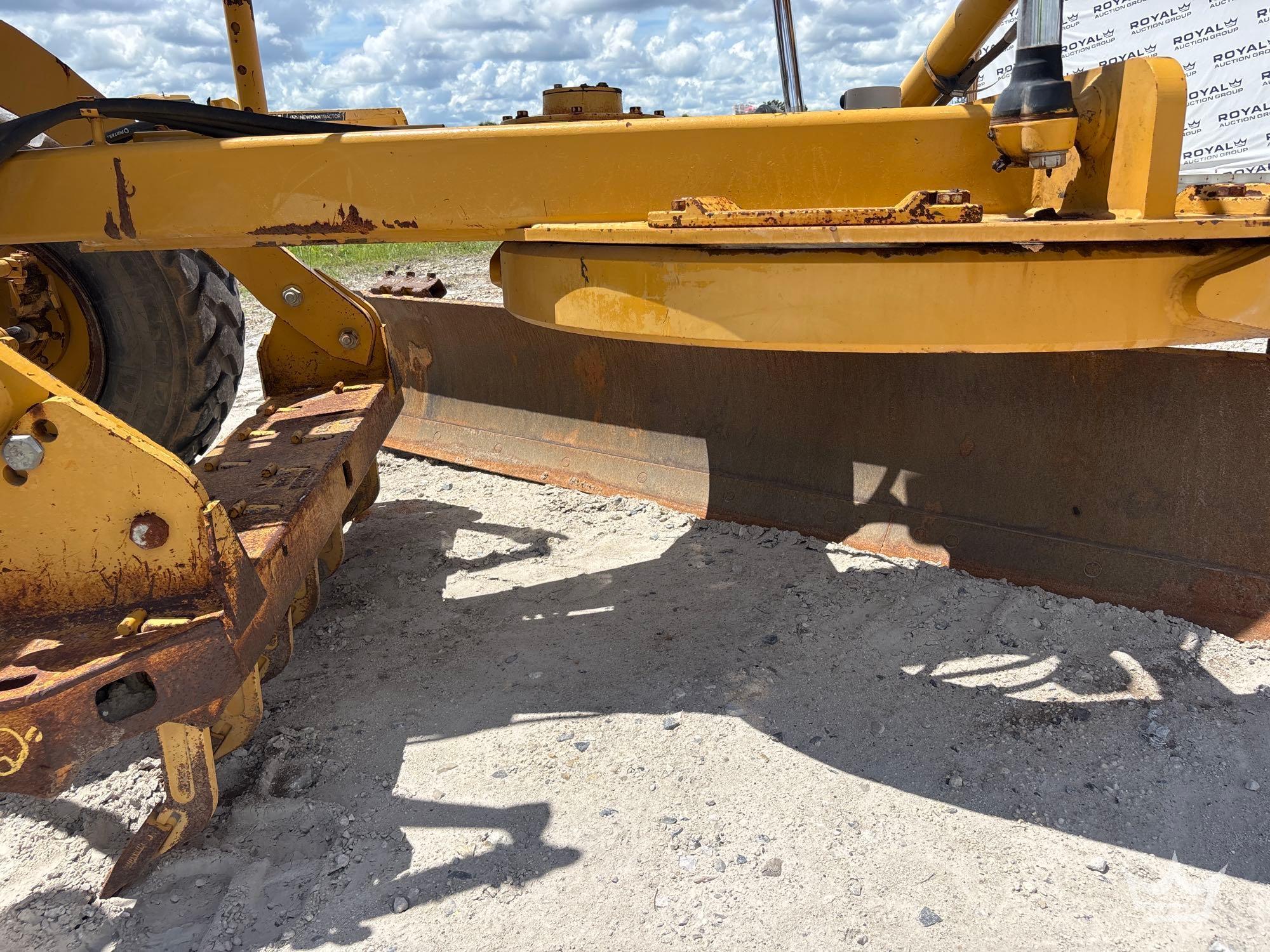 2011 Caterpillar 12M