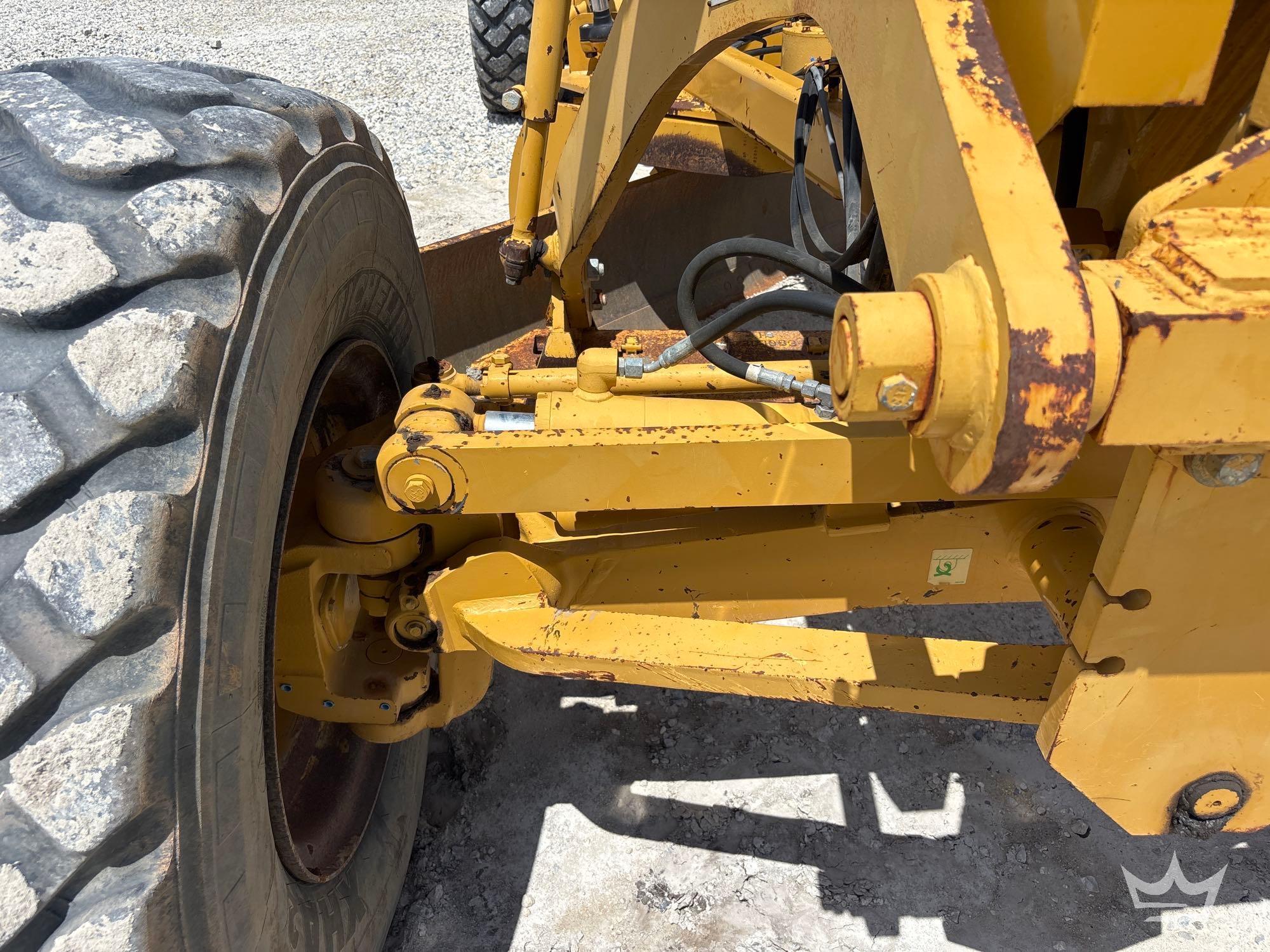 2011 Caterpillar 12M