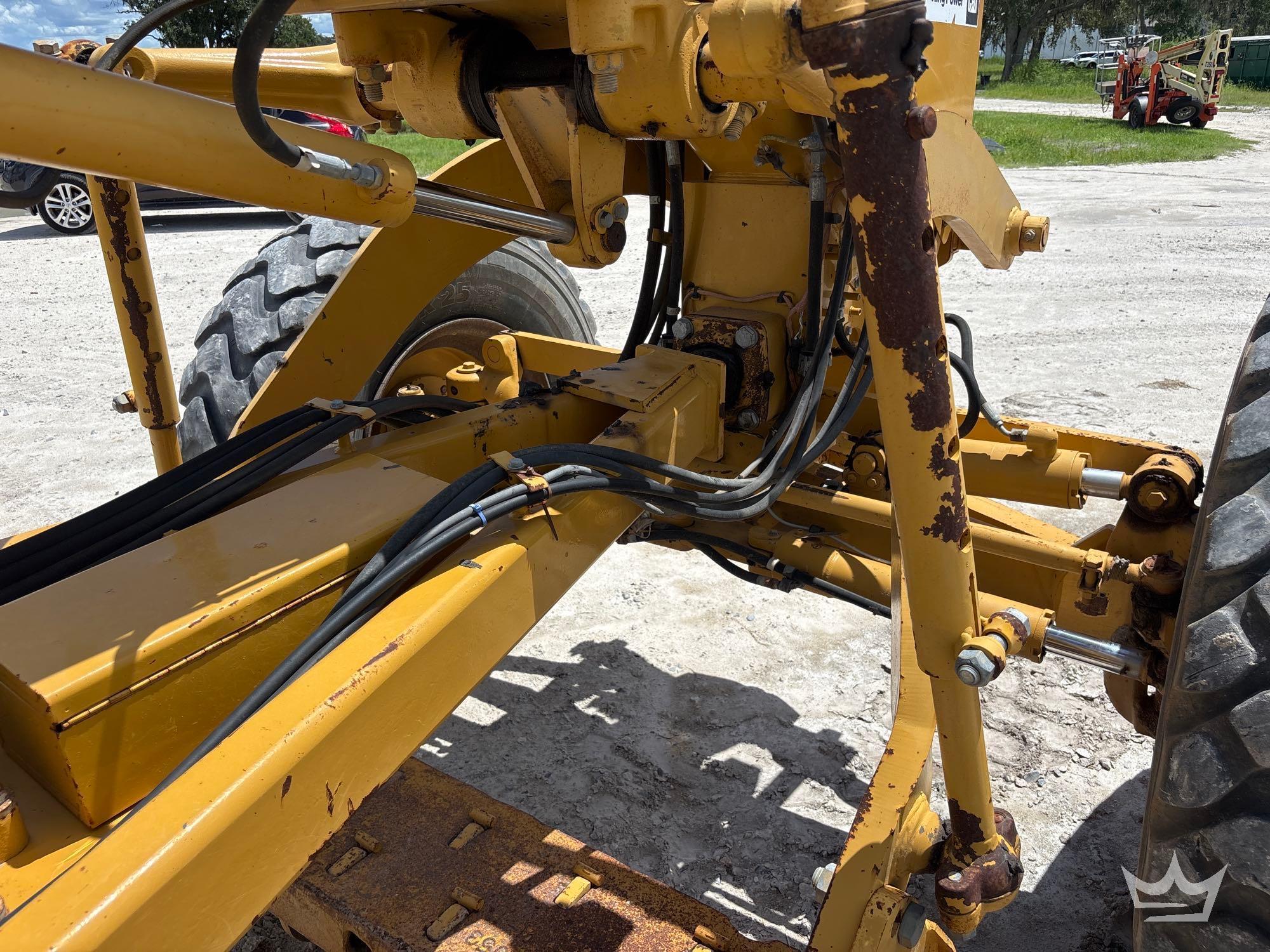 2011 Caterpillar 12M