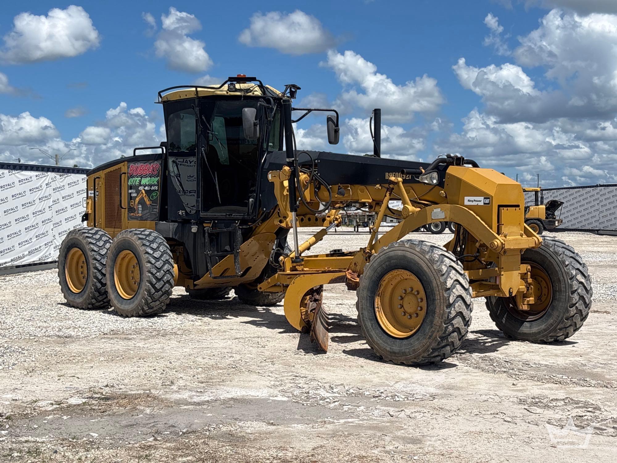 2011 Caterpillar 12M