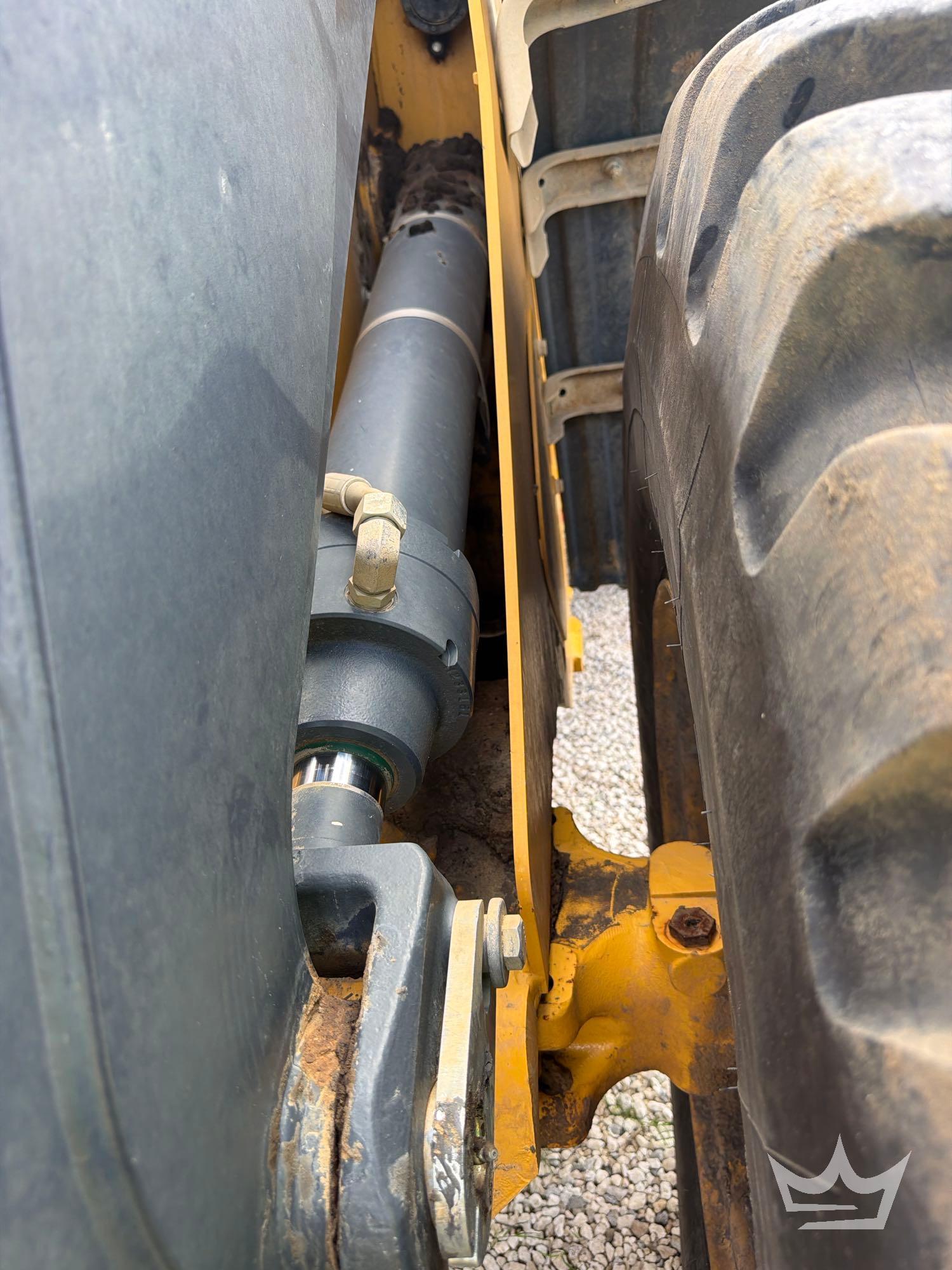 2022 John Deere 524
