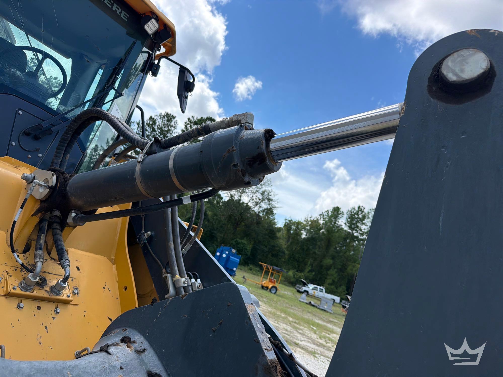 2022 John Deere 524