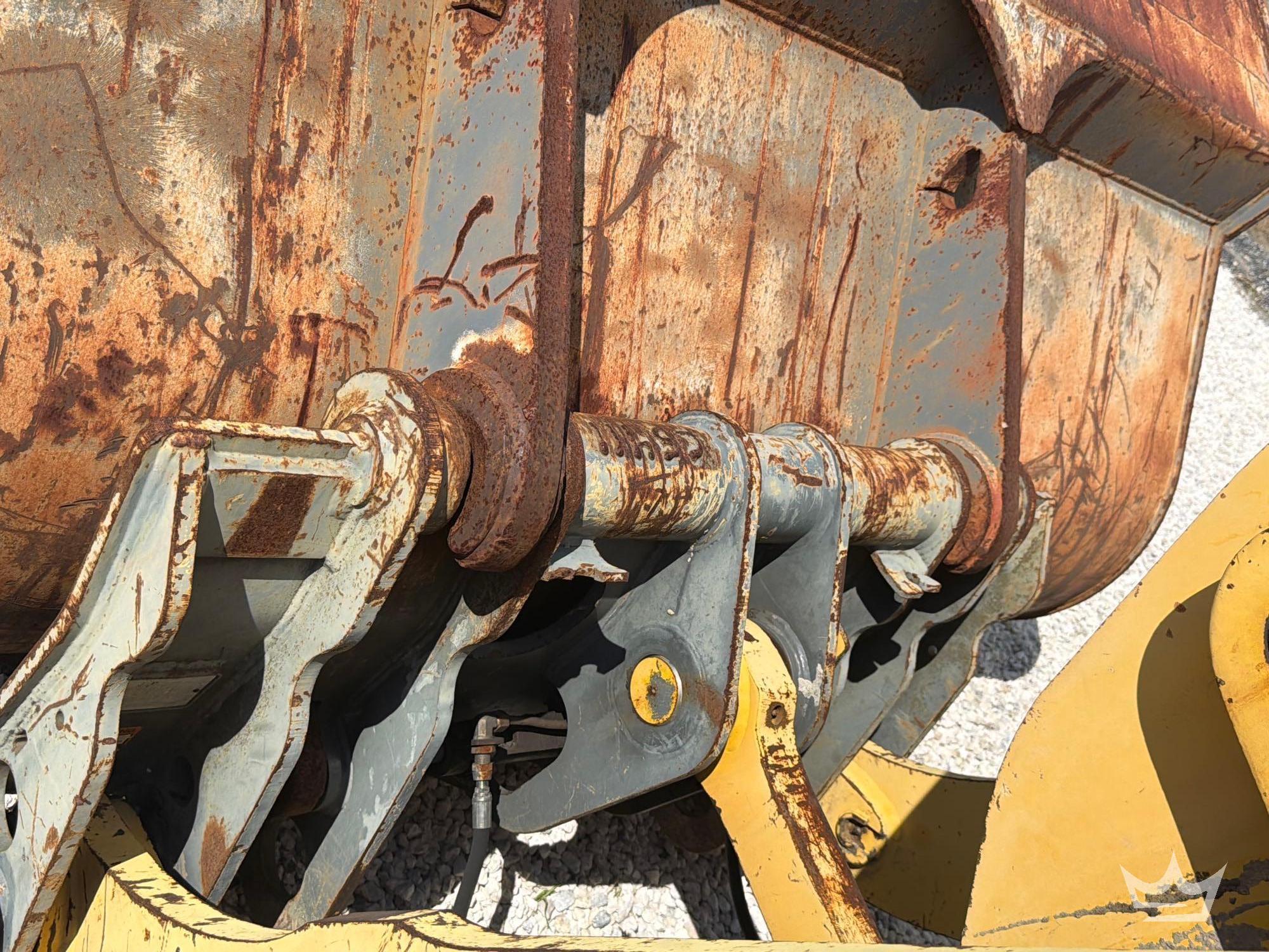 2013 Komatsu WA320