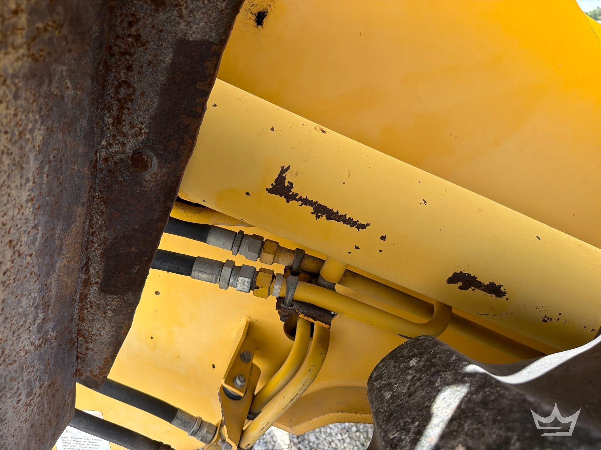2013 Komatsu WA320