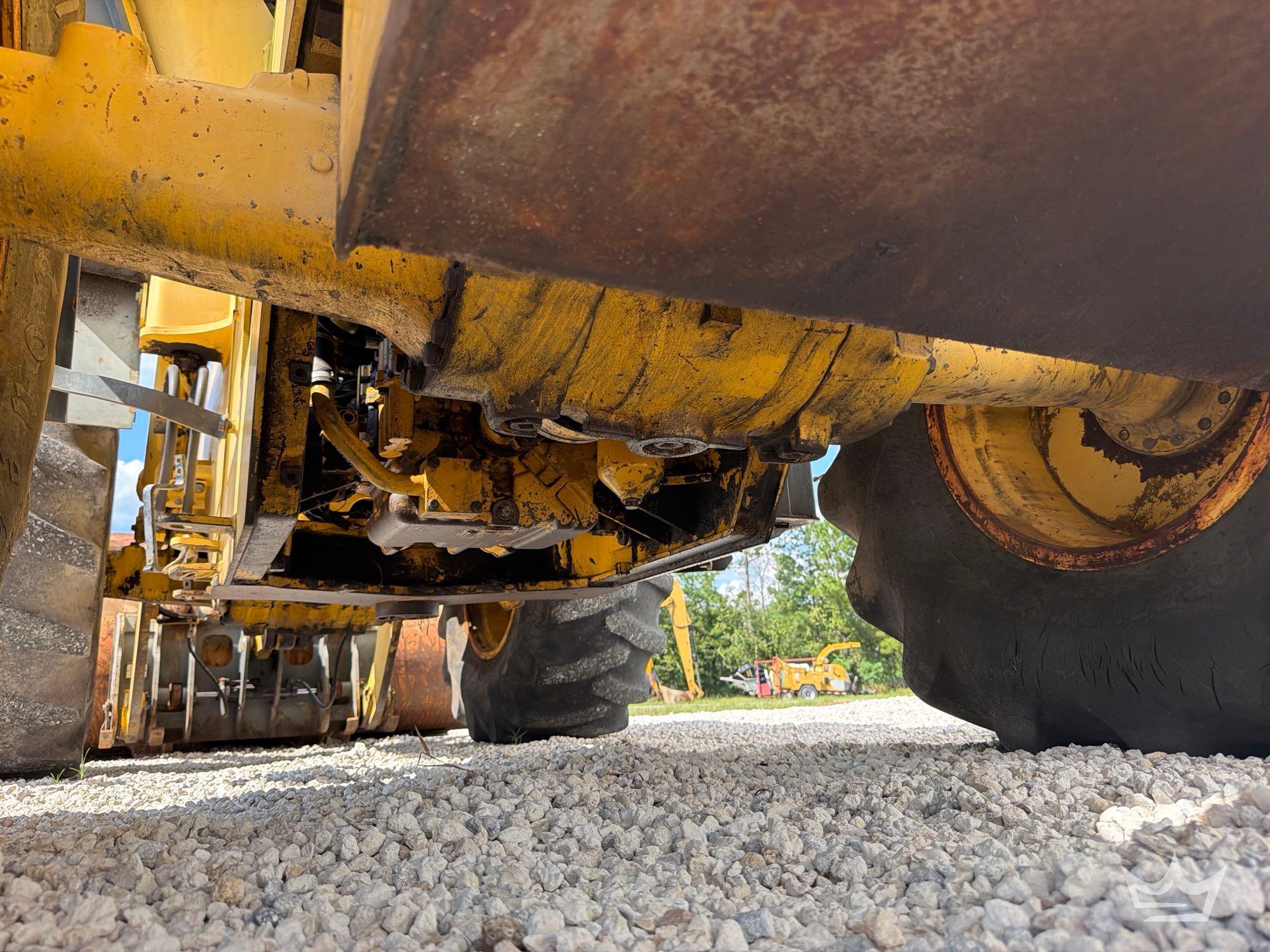 2013 Komatsu WA320