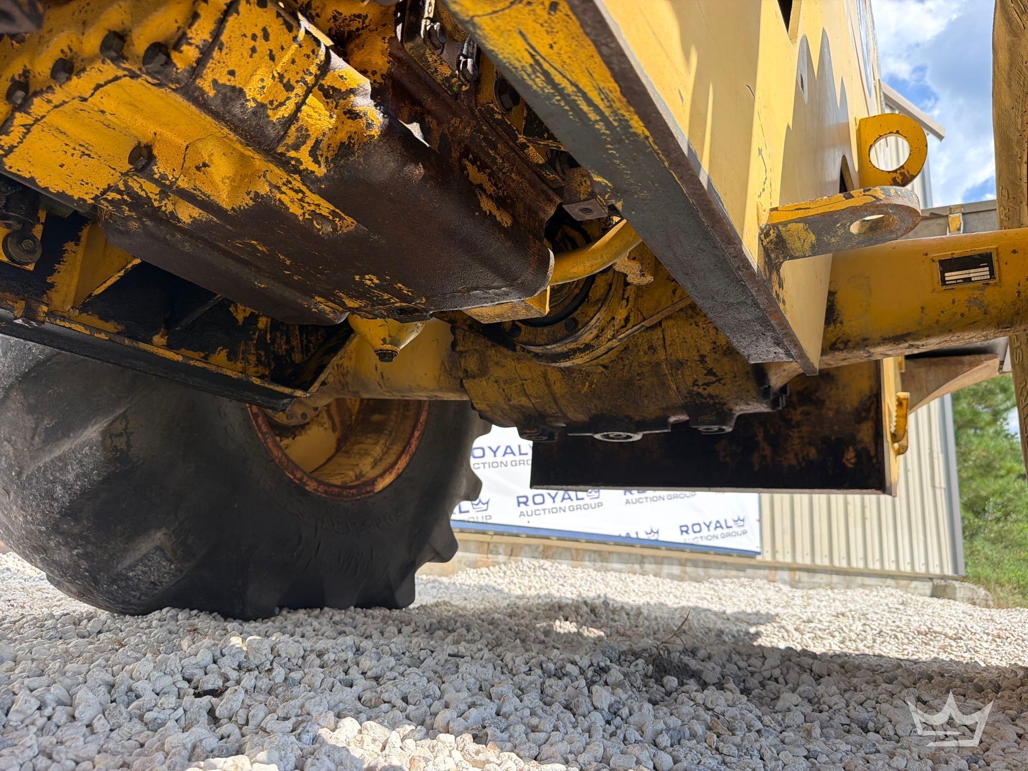 2013 Komatsu WA320