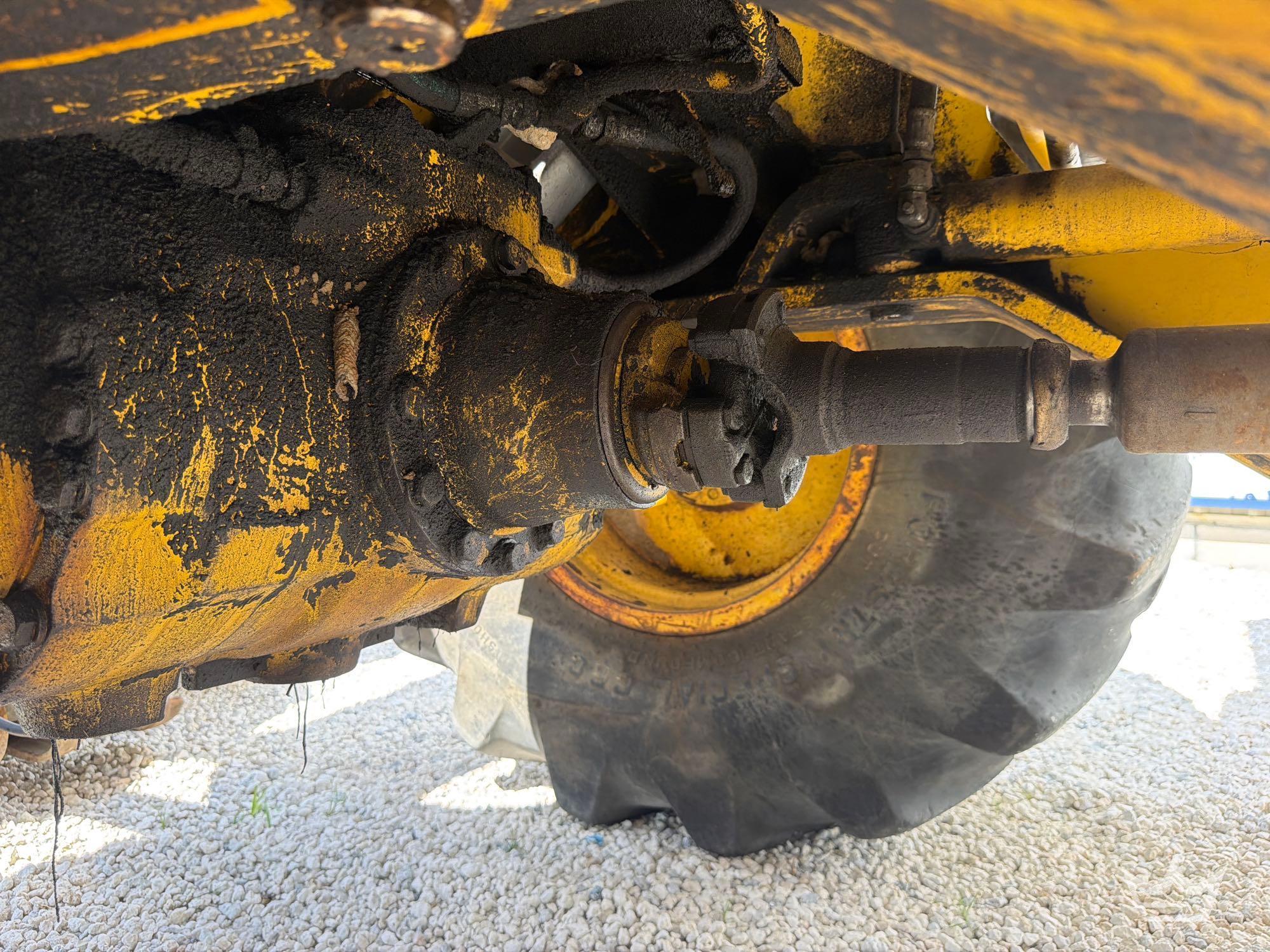 2013 Komatsu WA320
