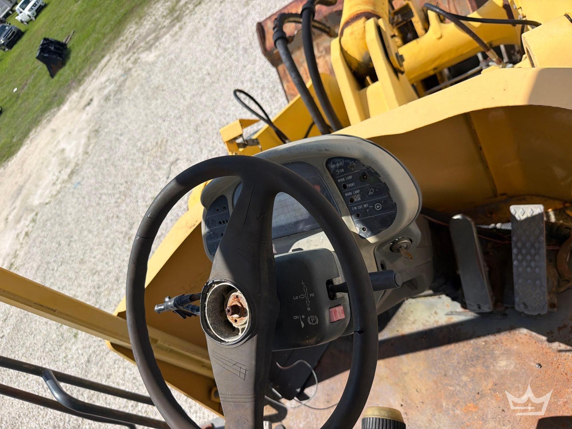 2013 Komatsu WA320