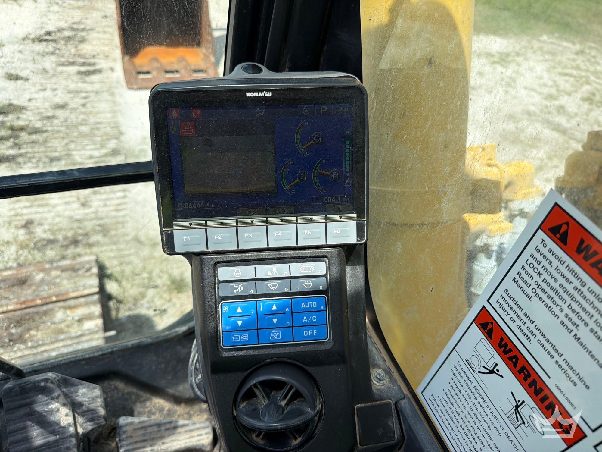 2020 Komatsu PC360LC