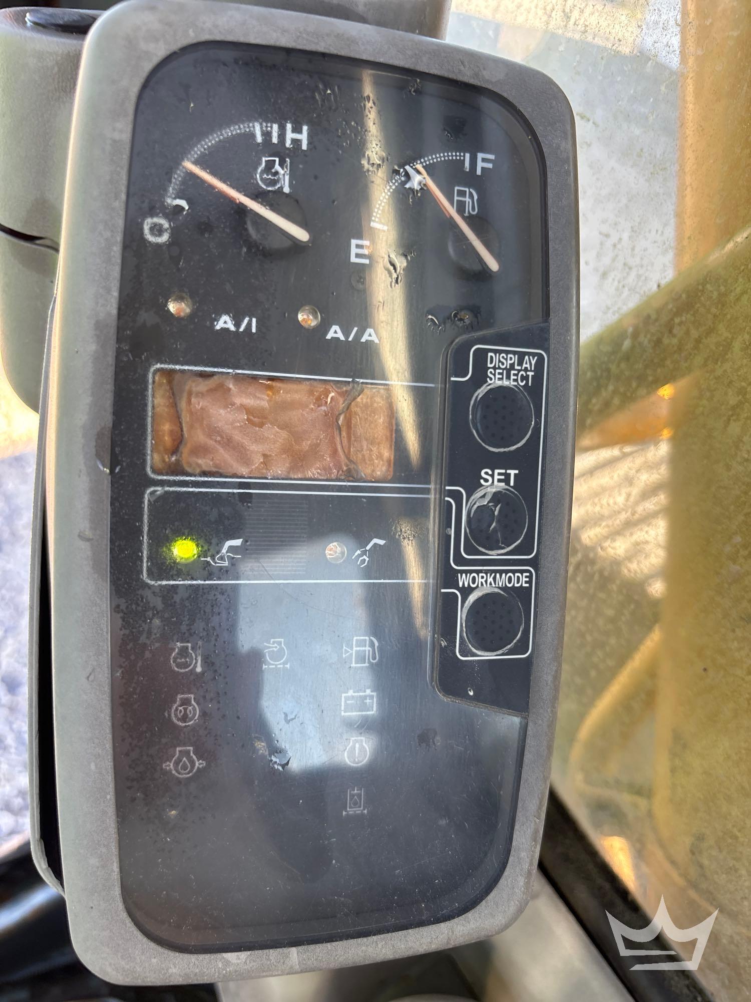 John Deere 330C