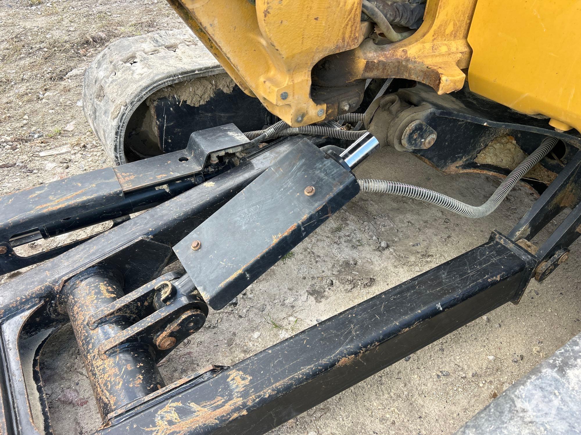 2018 Caterpillar 305.5E2CR