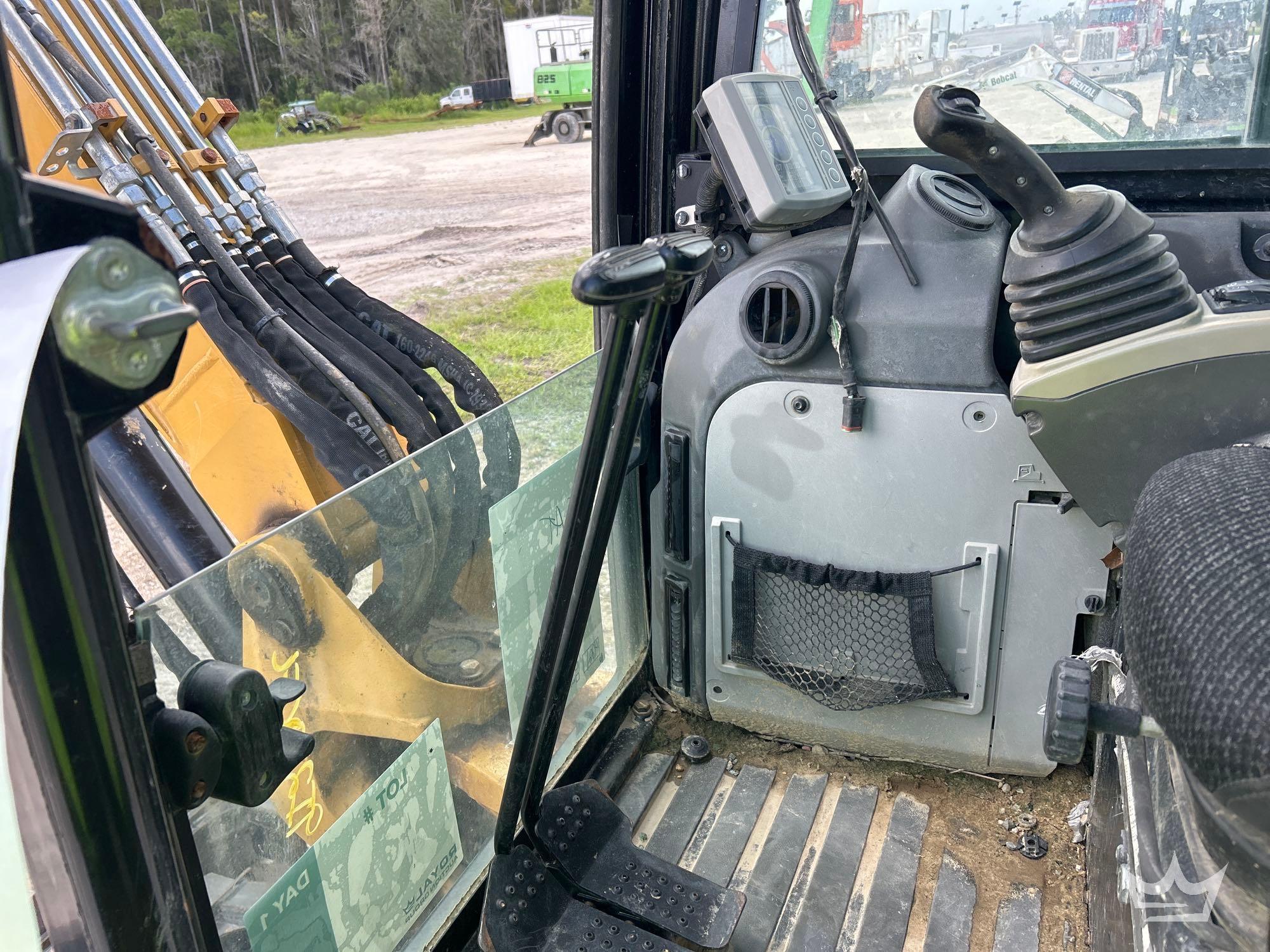 2018 Caterpillar 305.5E2CR