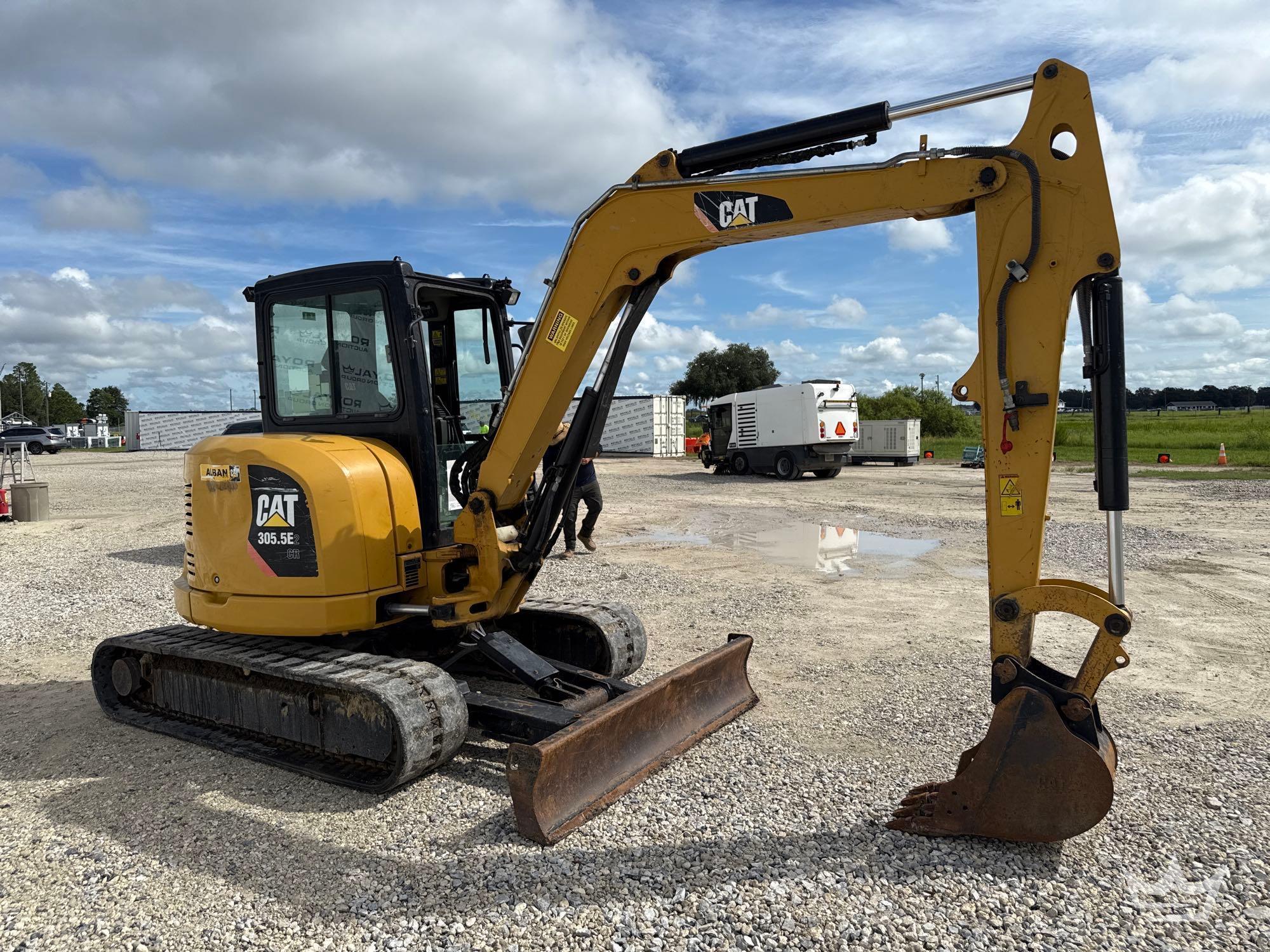 2018 Caterpillar 305.5E2CR