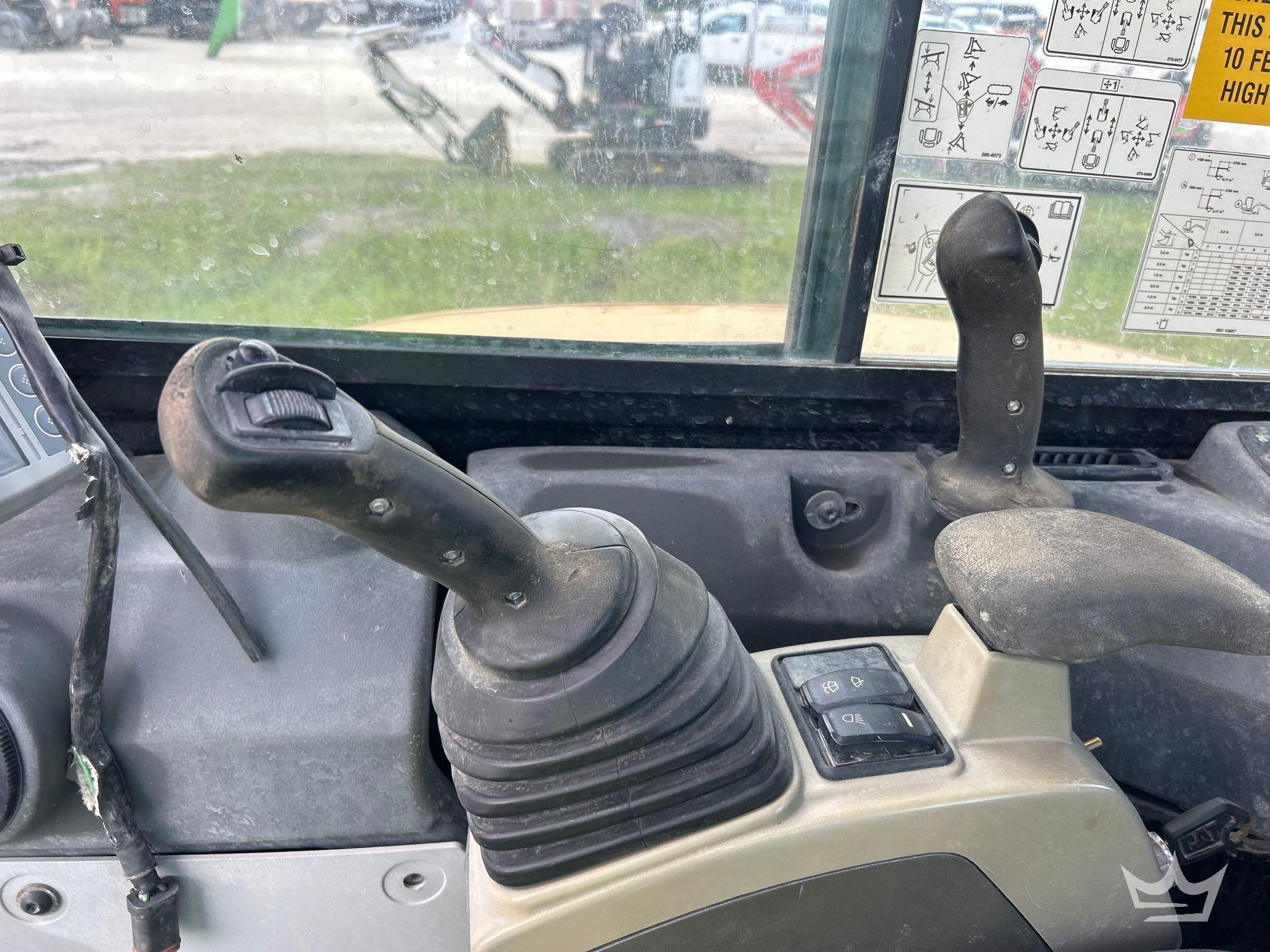 2018 Caterpillar 305.5E2CR