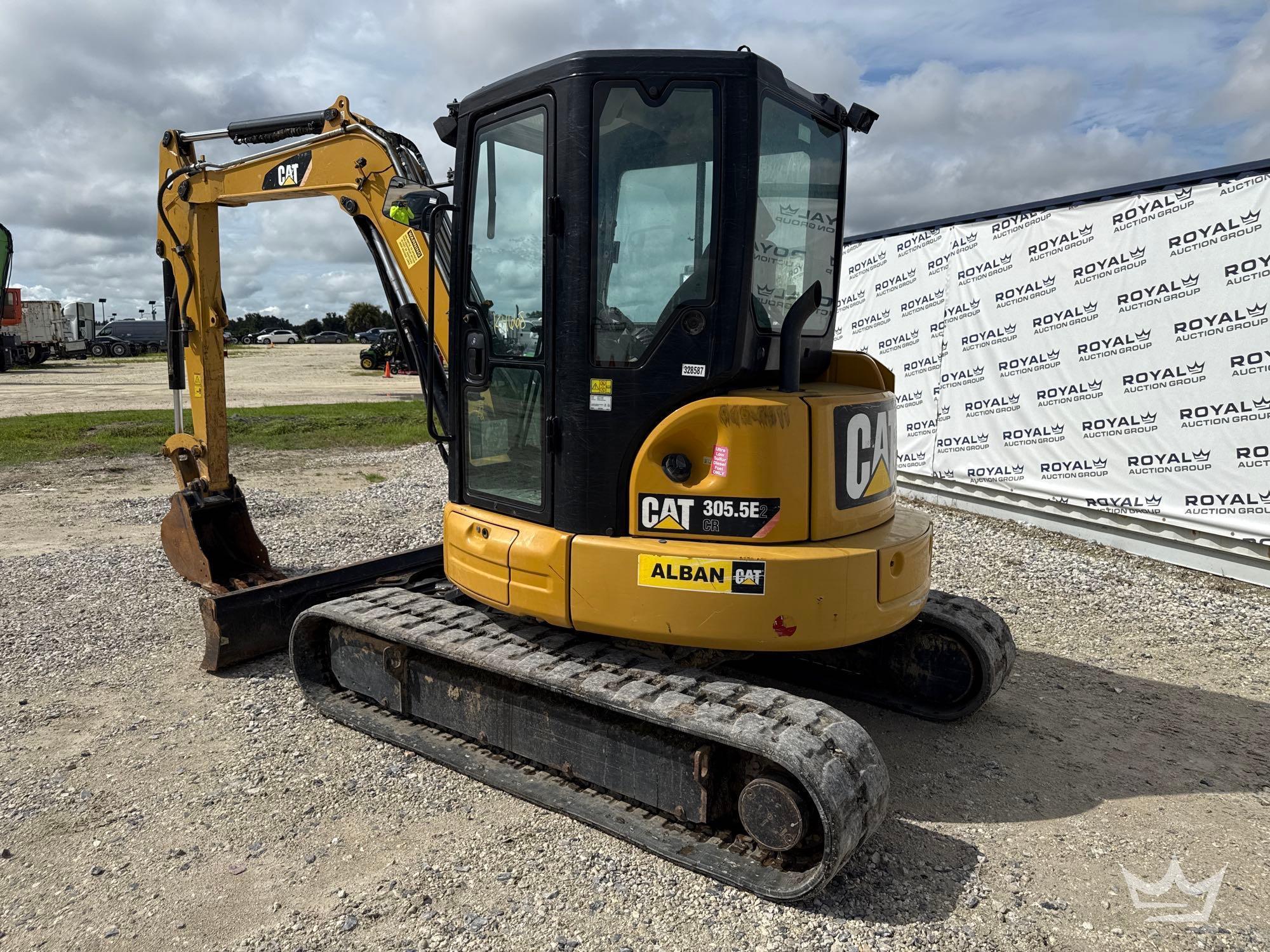 2018 Caterpillar 305.5E2CR