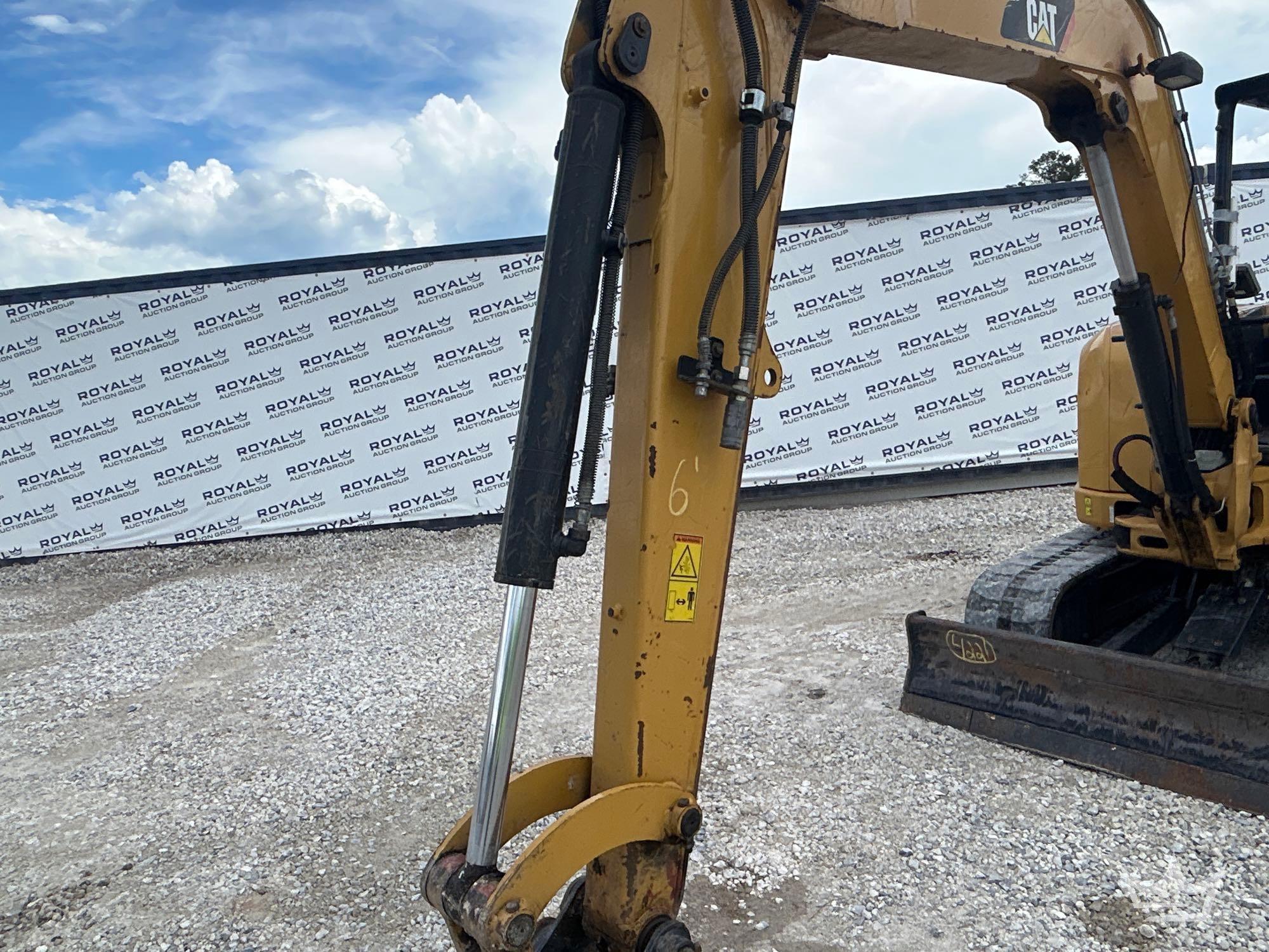 2019 Caterpillar 305.5E2CR