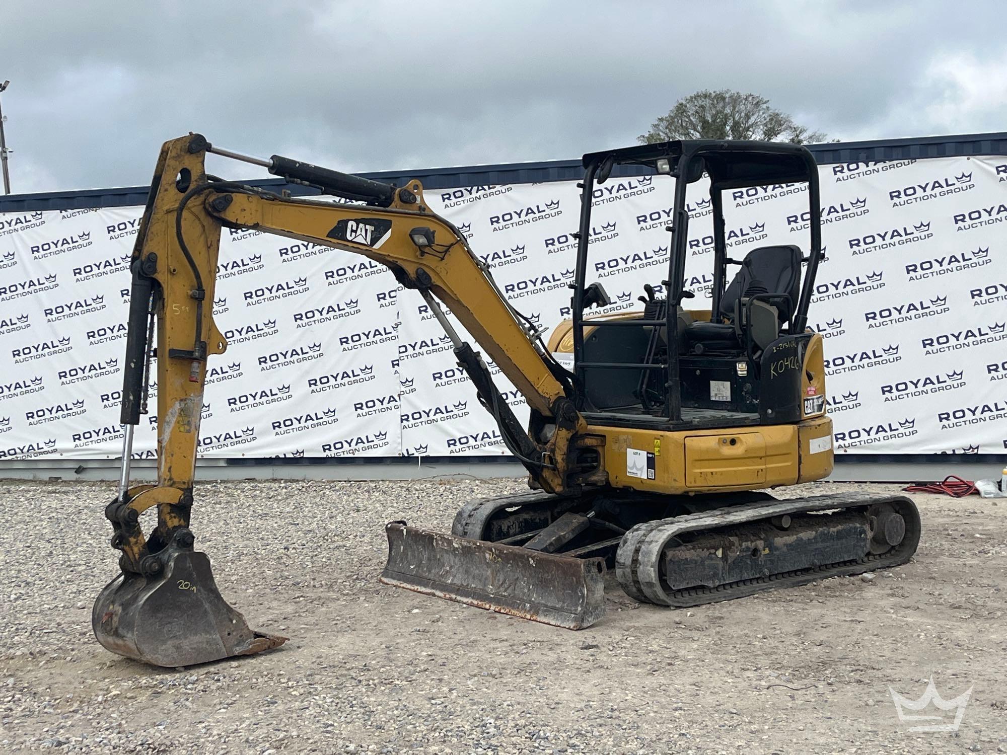 2016 Caterpillar 303.5E2CR