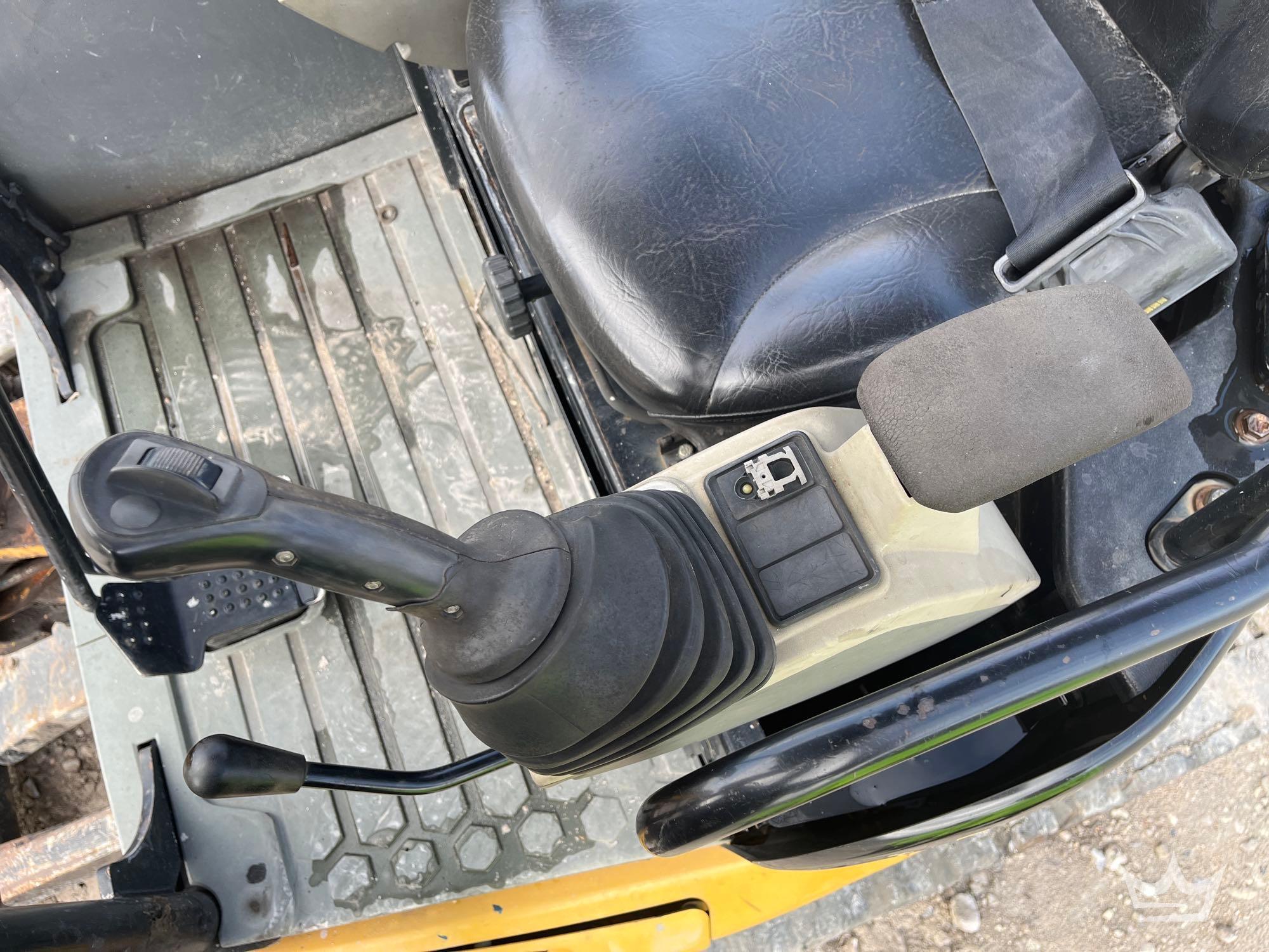 2016 Caterpillar 303.5E2CR