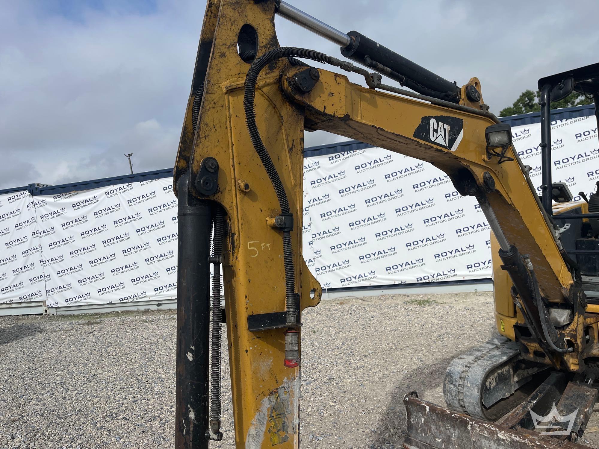 2016 Caterpillar 303.5E2CR