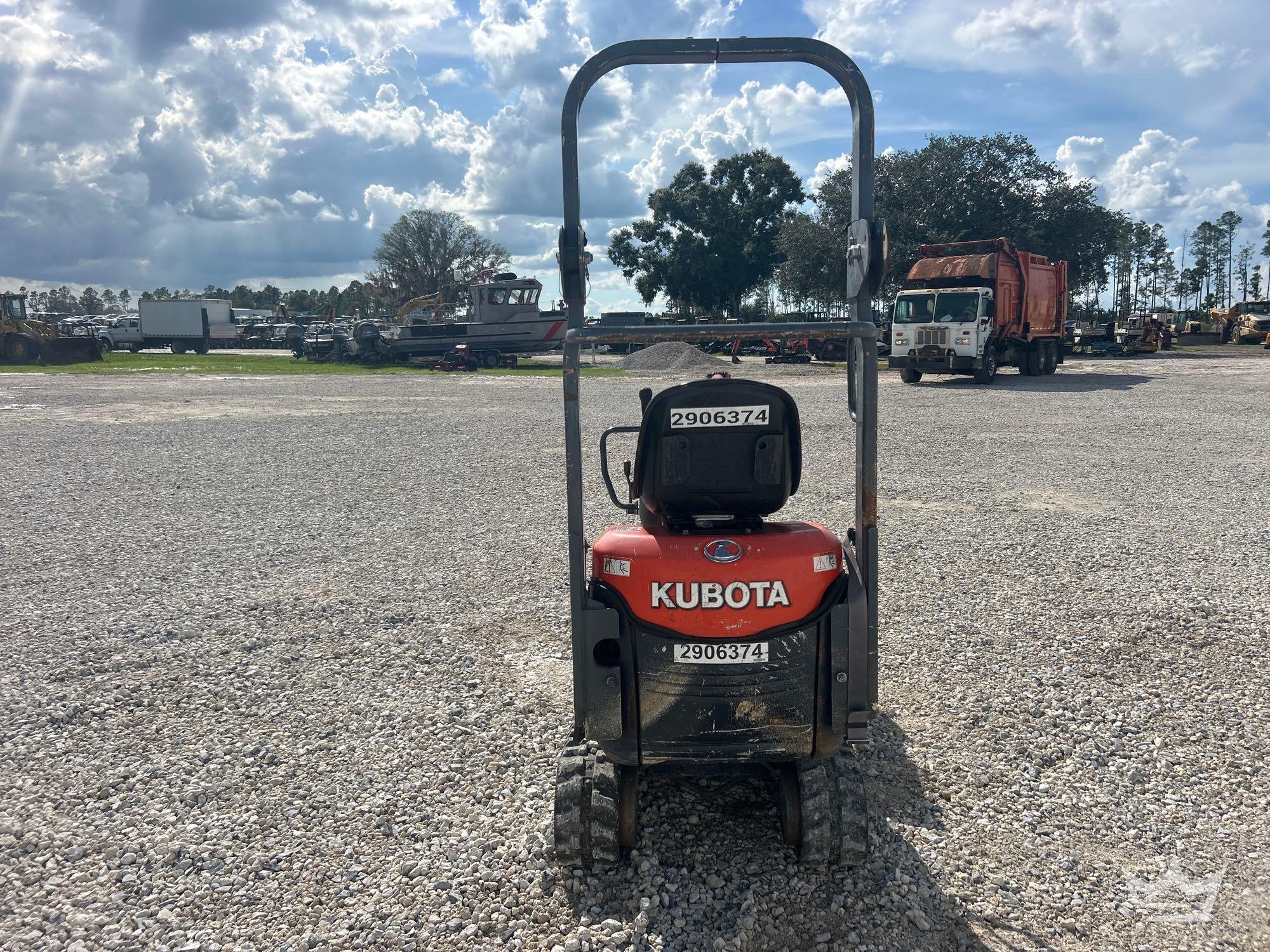 2019 Kubota K008-3