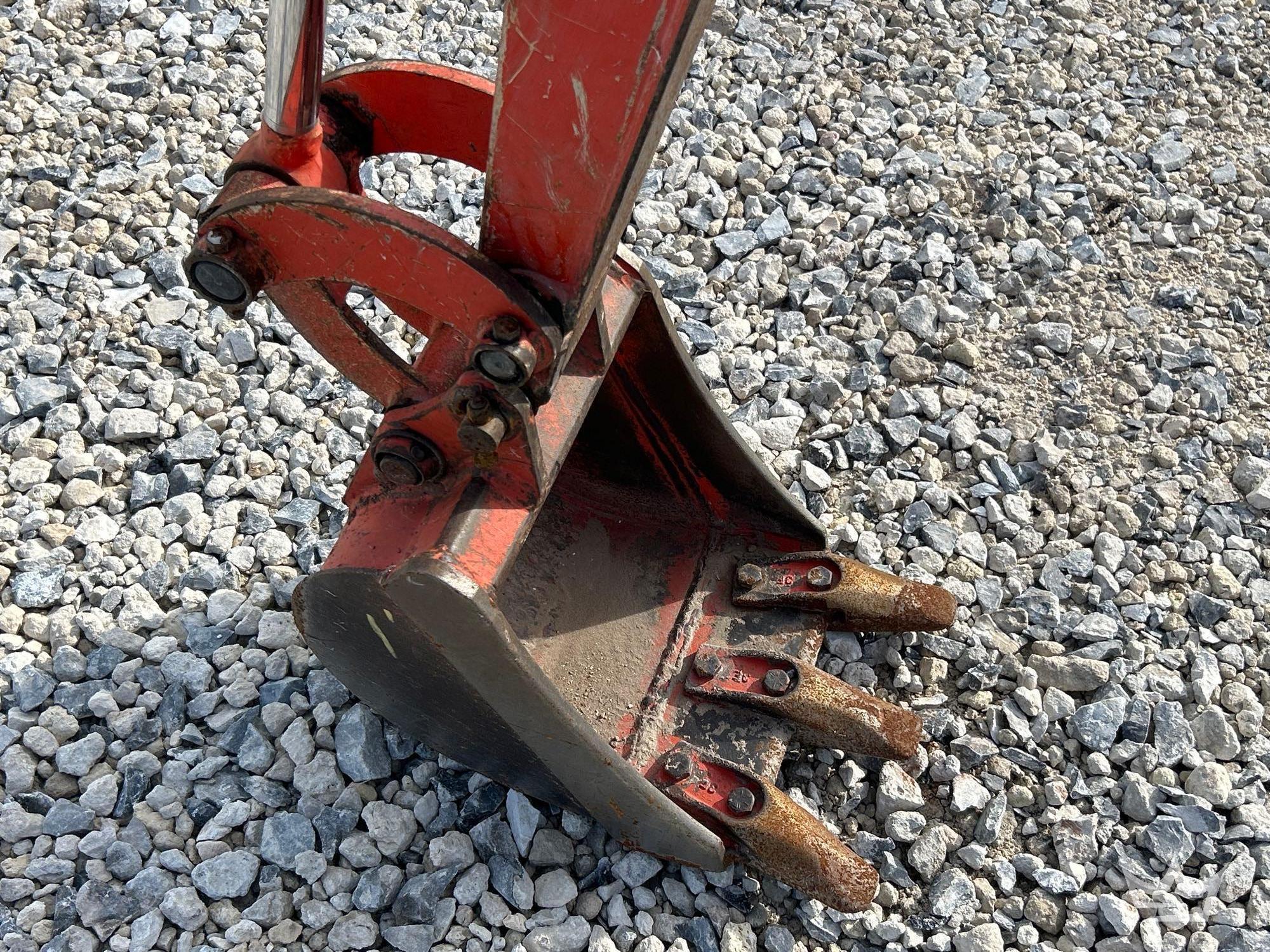 2019 Kubota K008-3