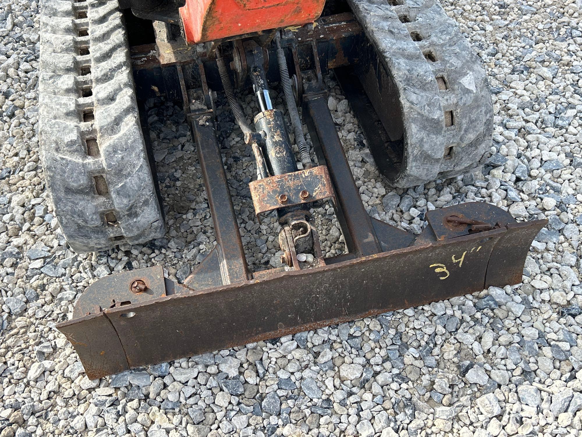 2019 Kubota K008-3