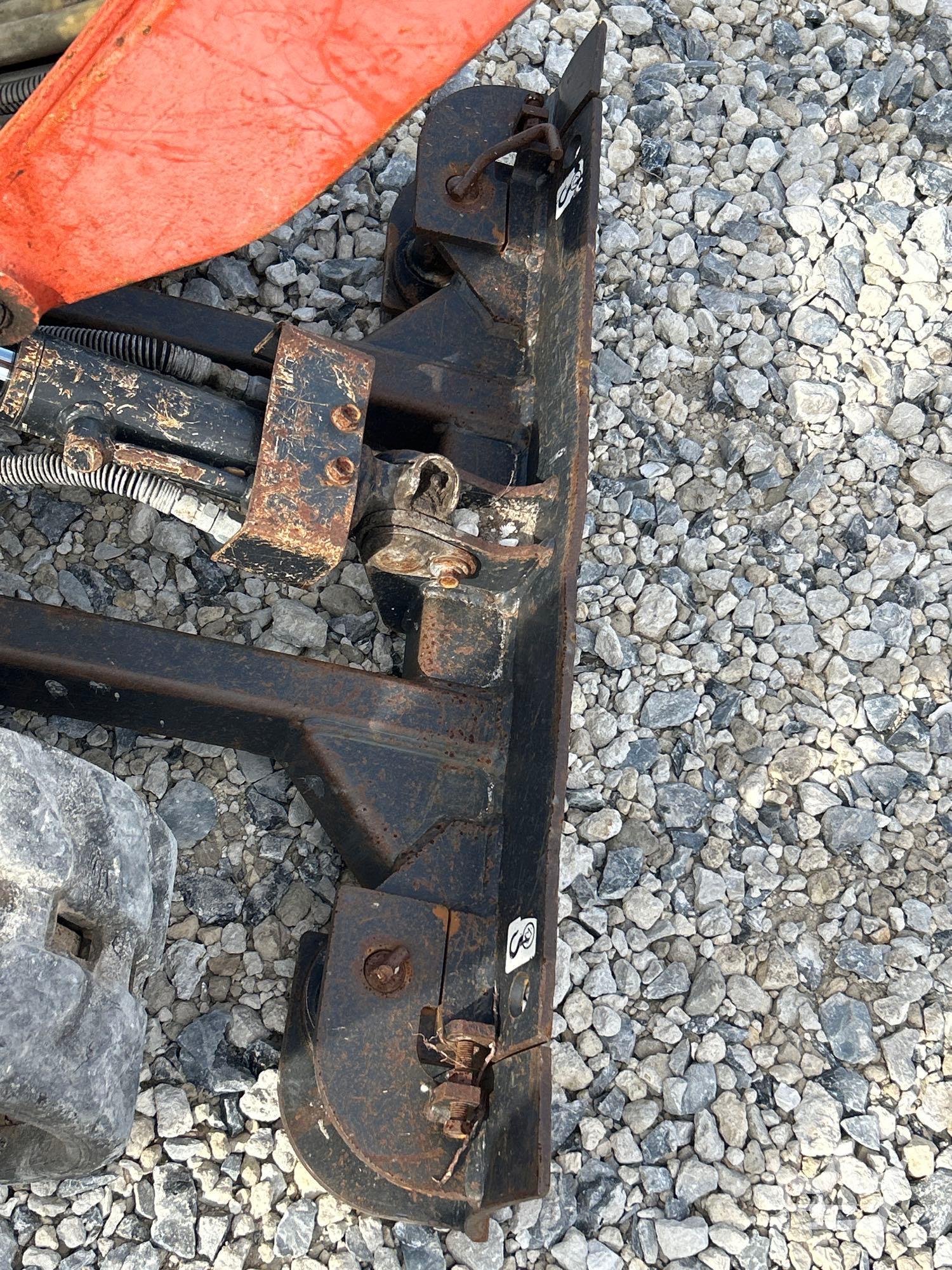 2019 Kubota K008-3