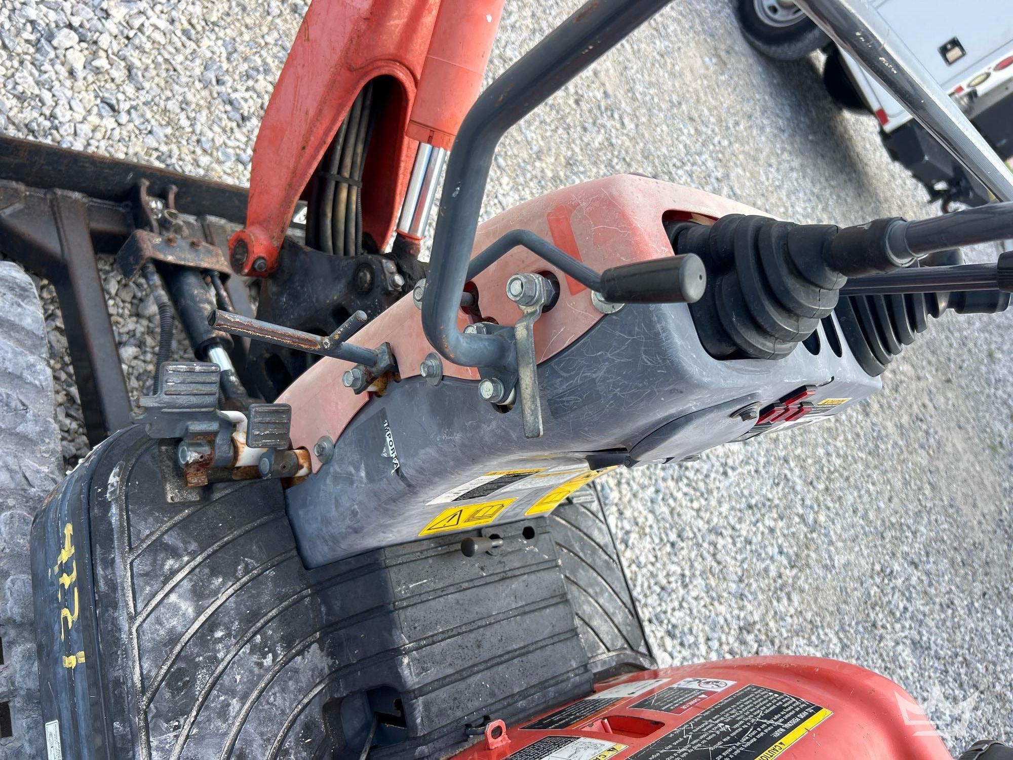 2019 Kubota K008-3