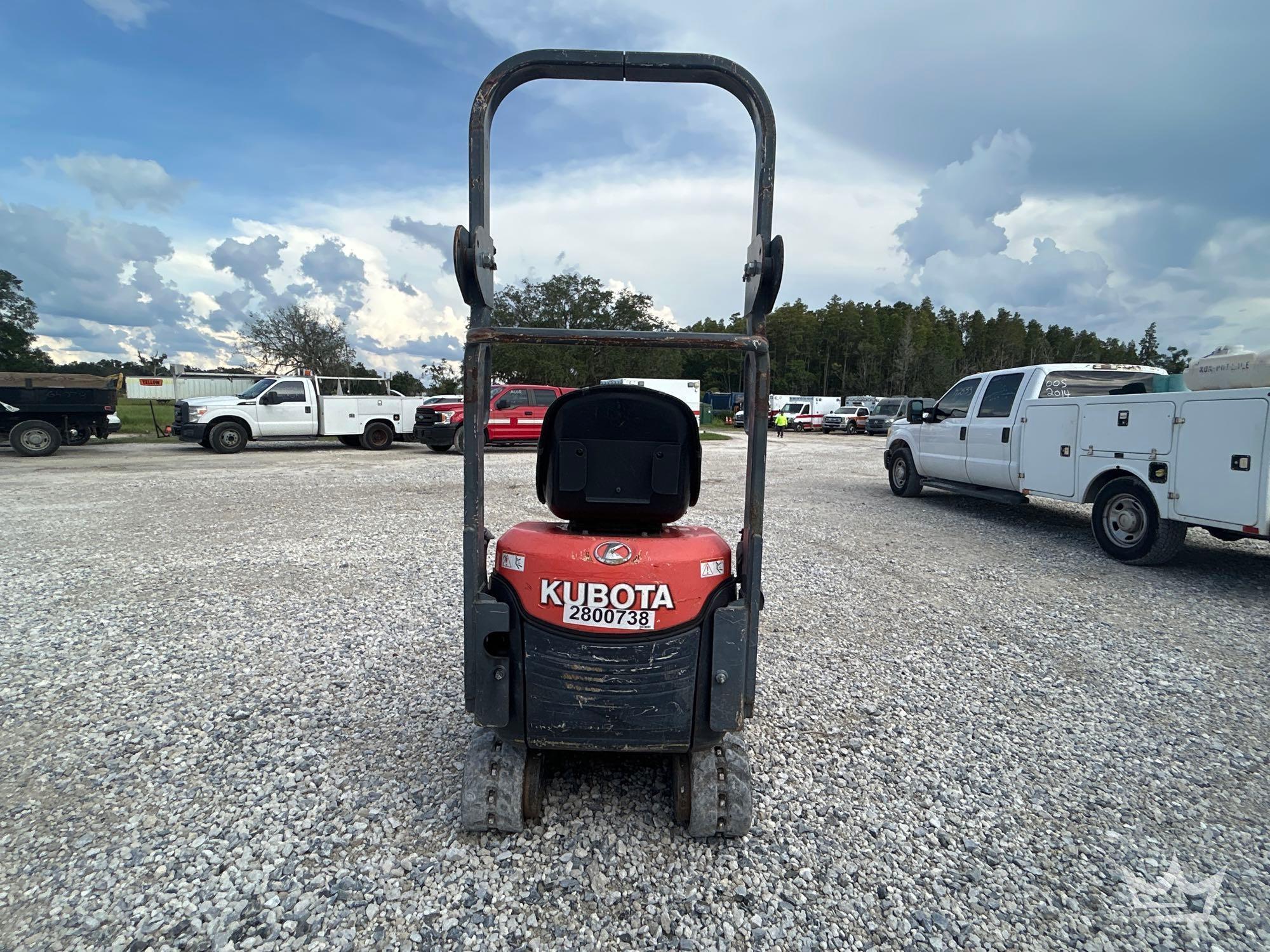 2019 Kubota K008-3