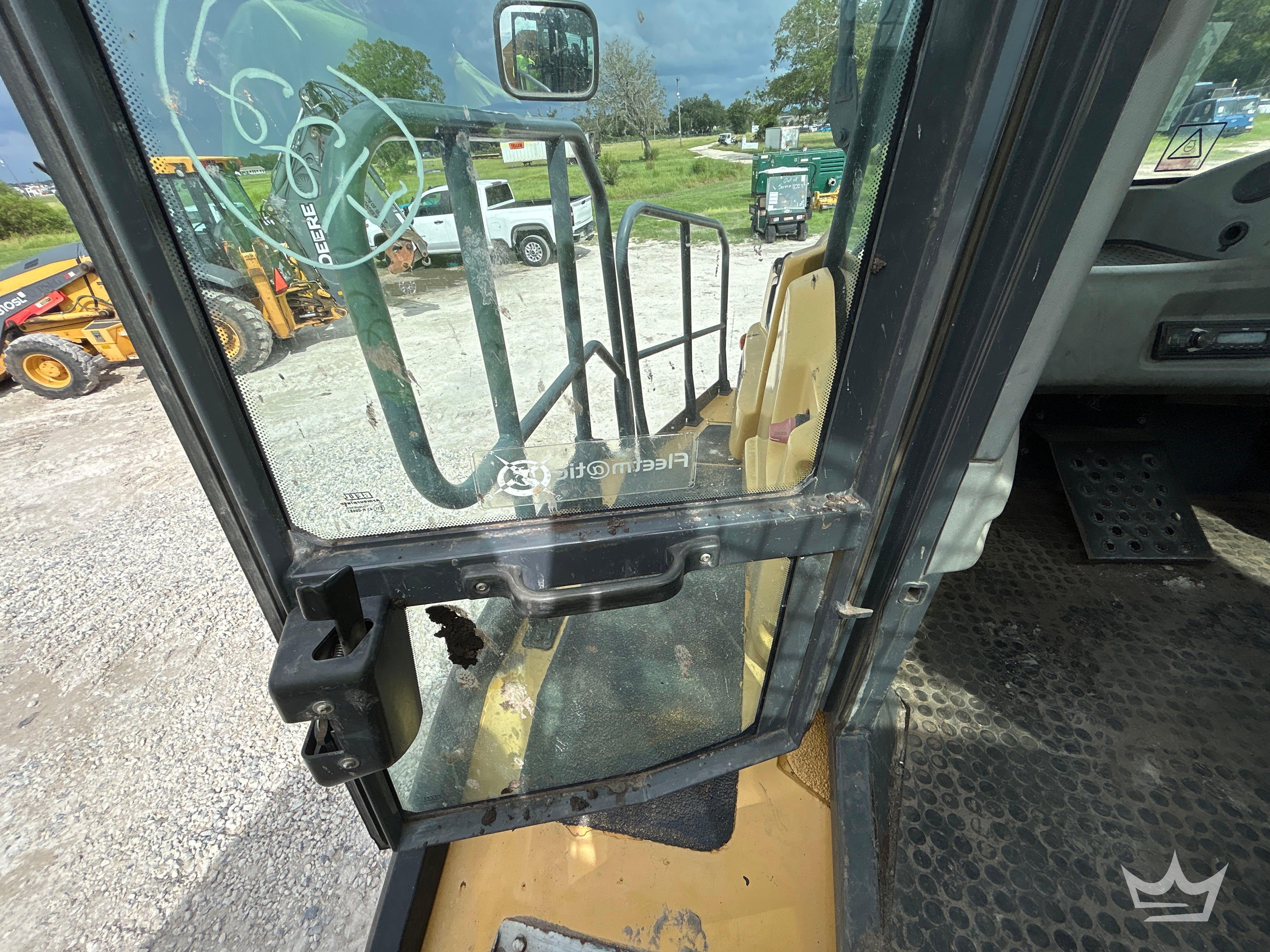 2014 Bell B30E