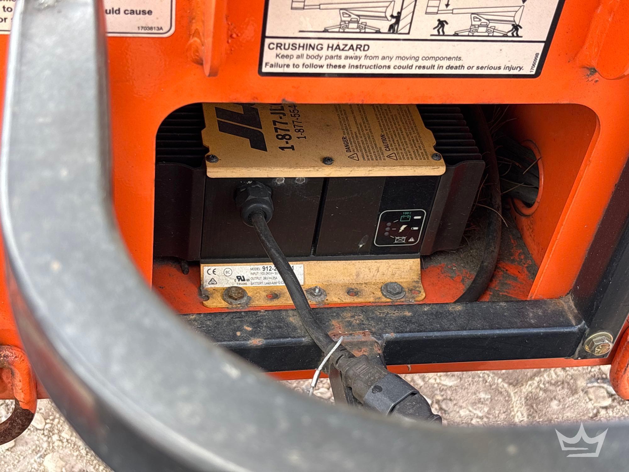 2019 JLG T350