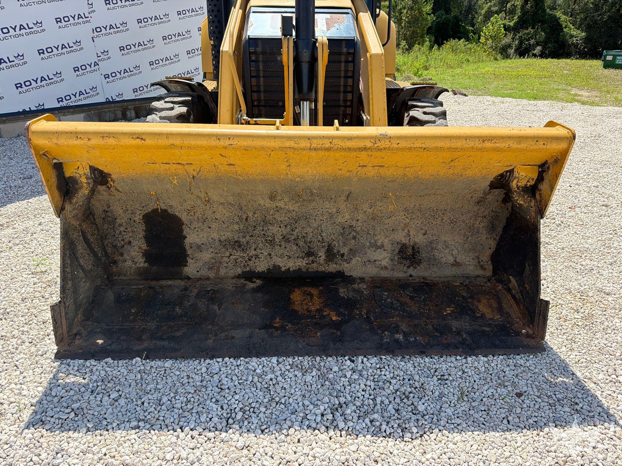 2018 Caterpillar 420F2