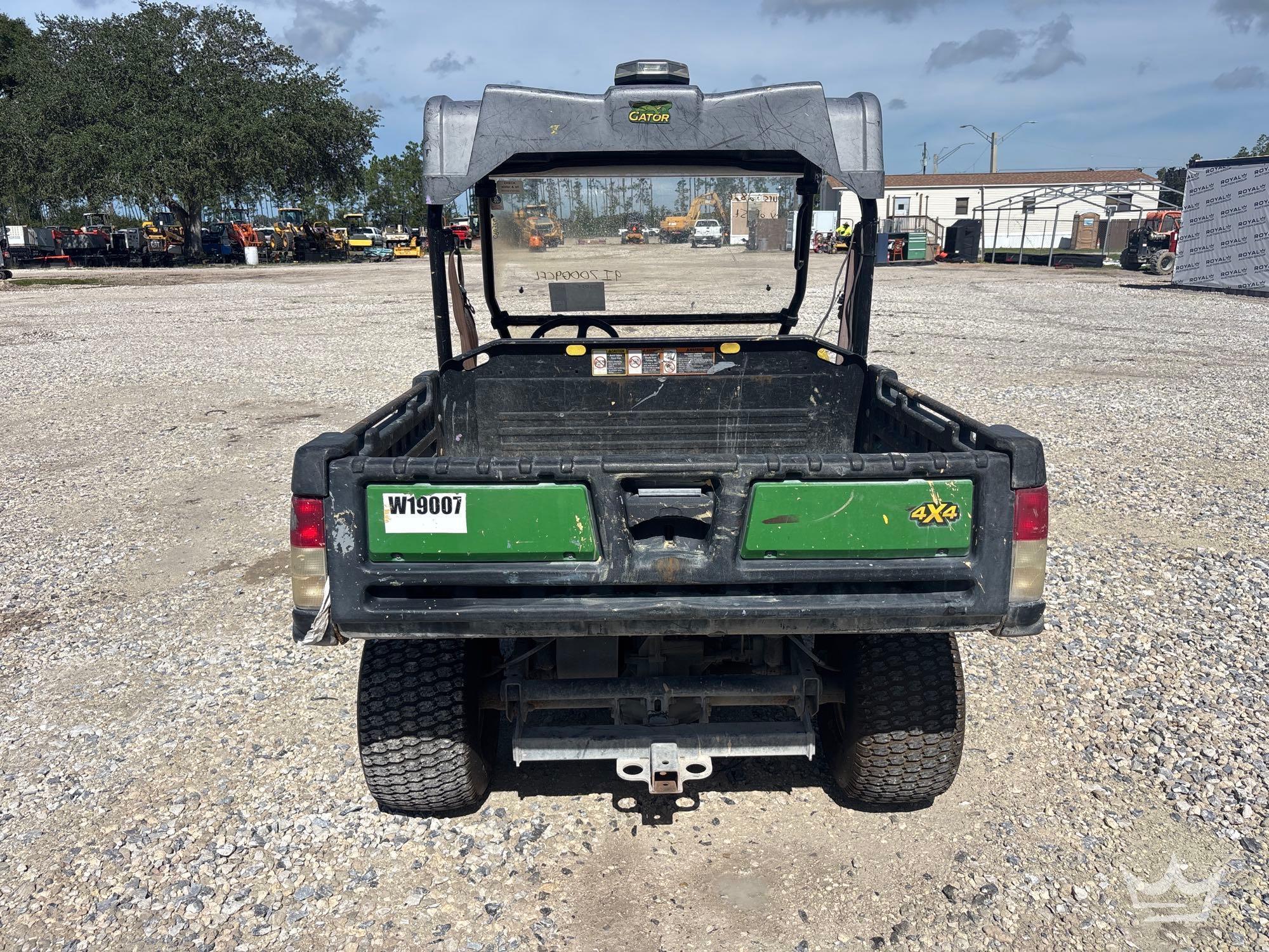 2019 John Deere GATOR