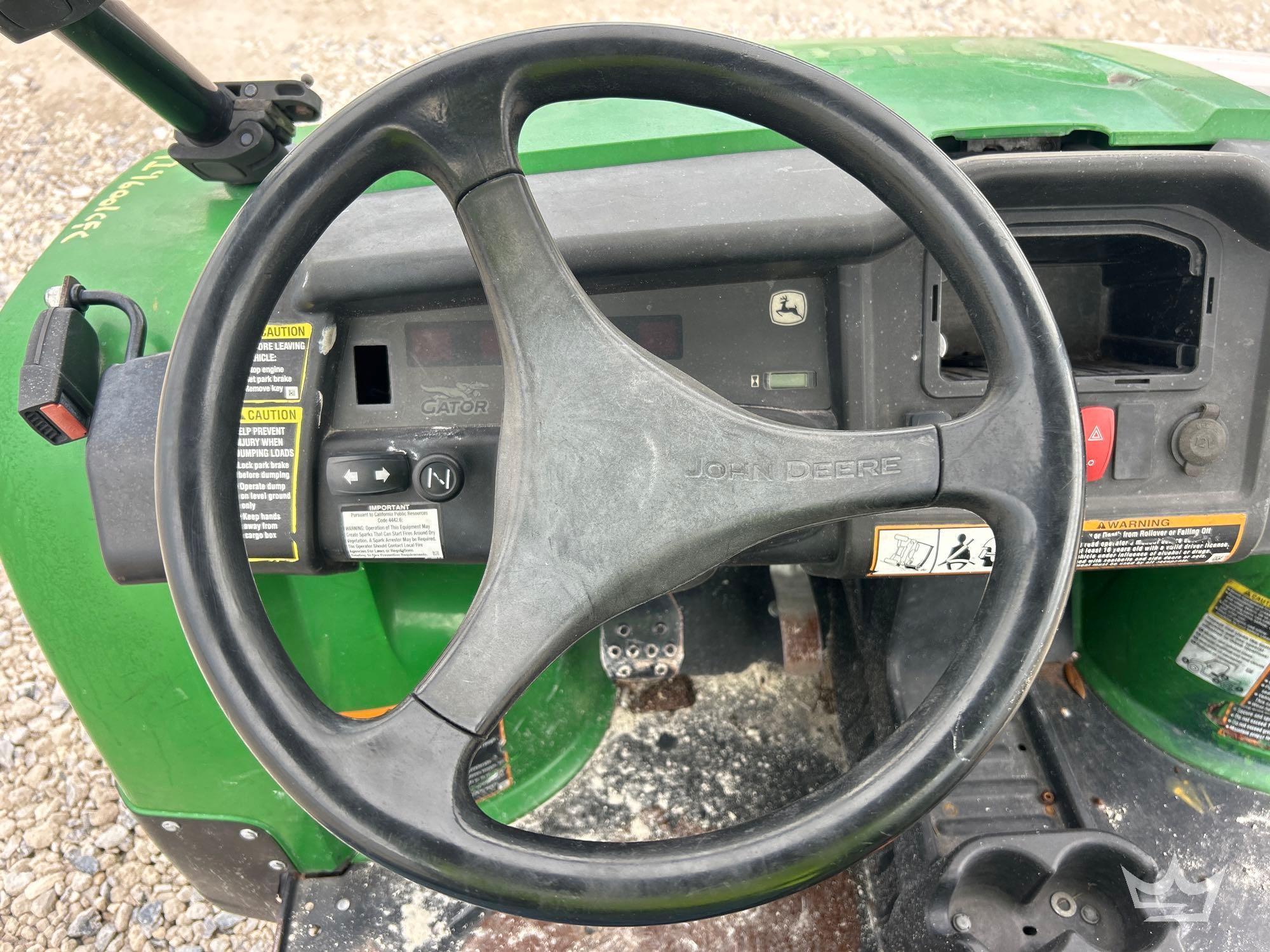 2016 John Deere GATOR