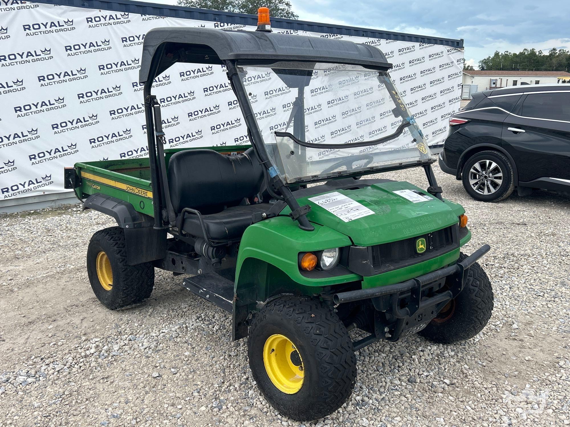 2016 John Deere GATOR