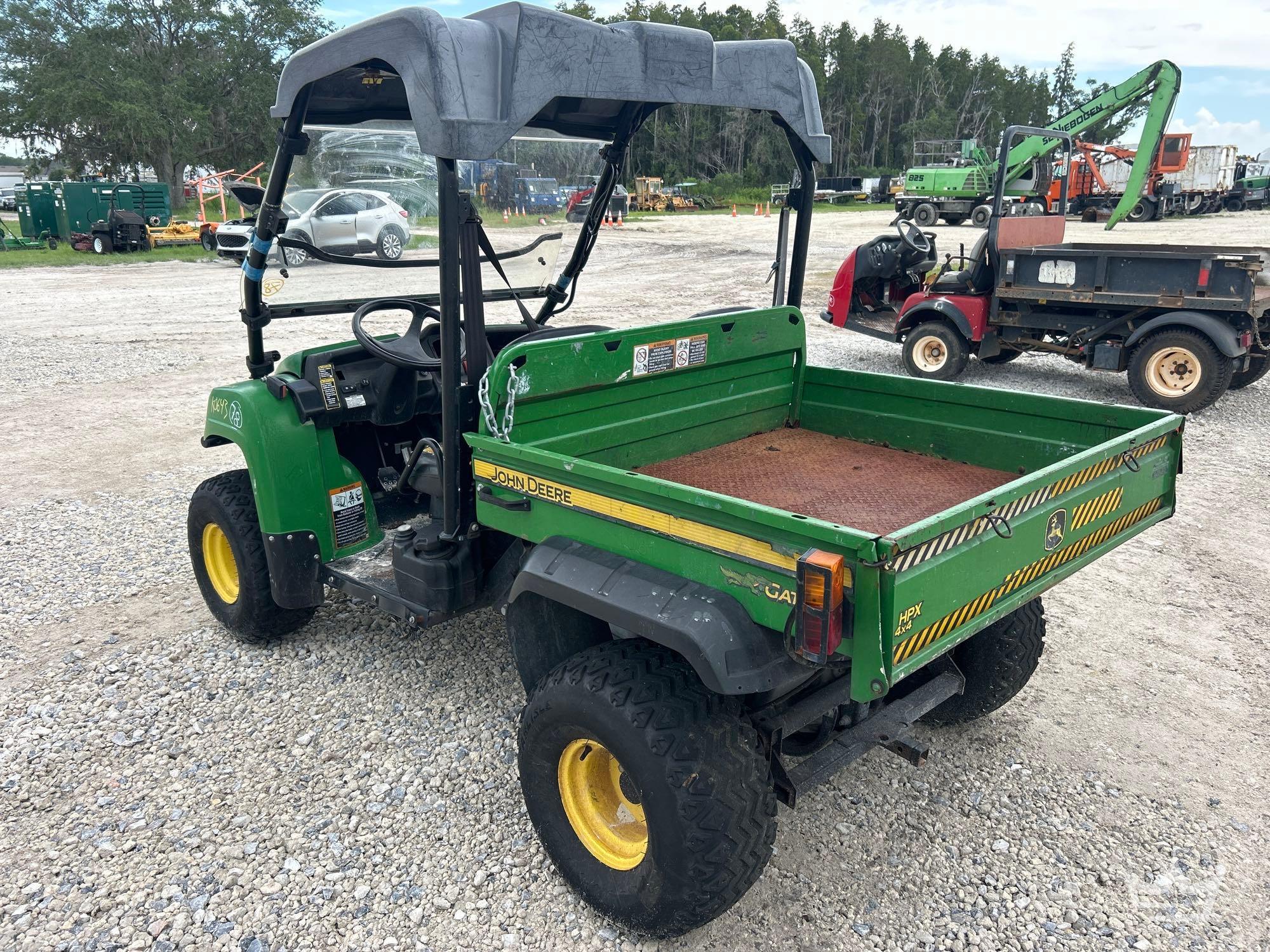 2016 John Deere GATOR