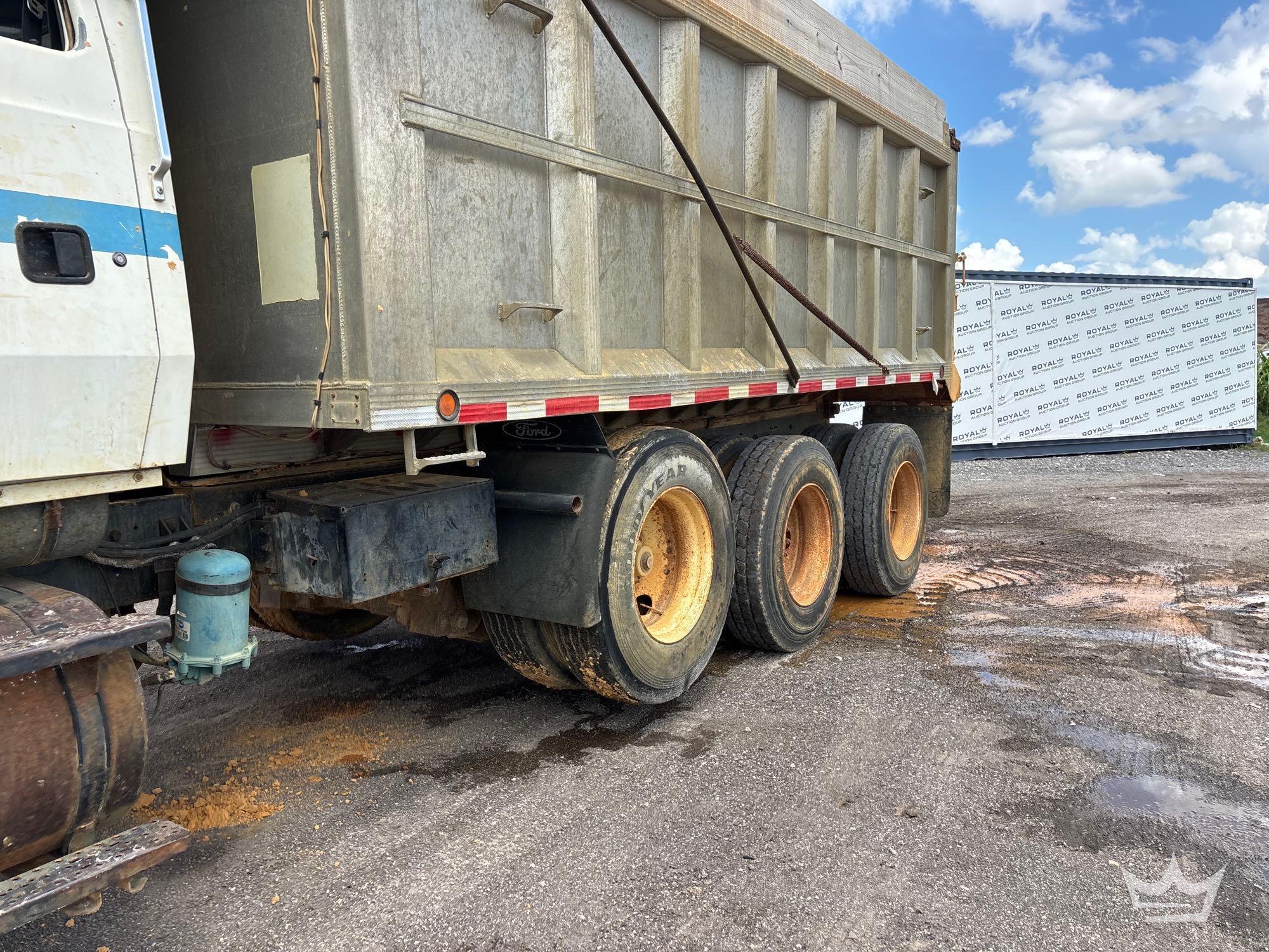 1993 Ford LT9000