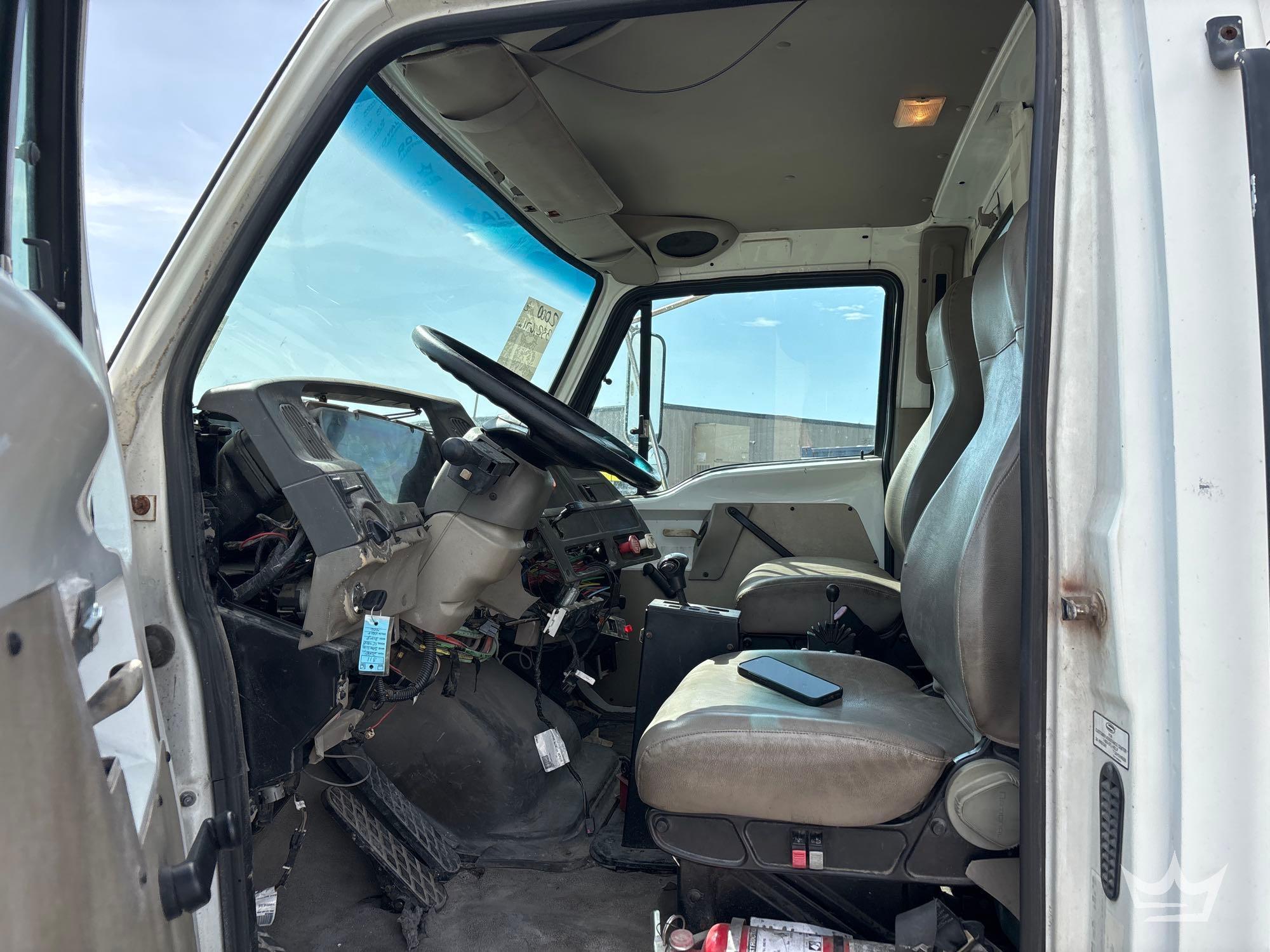 2001 Sterling M7500