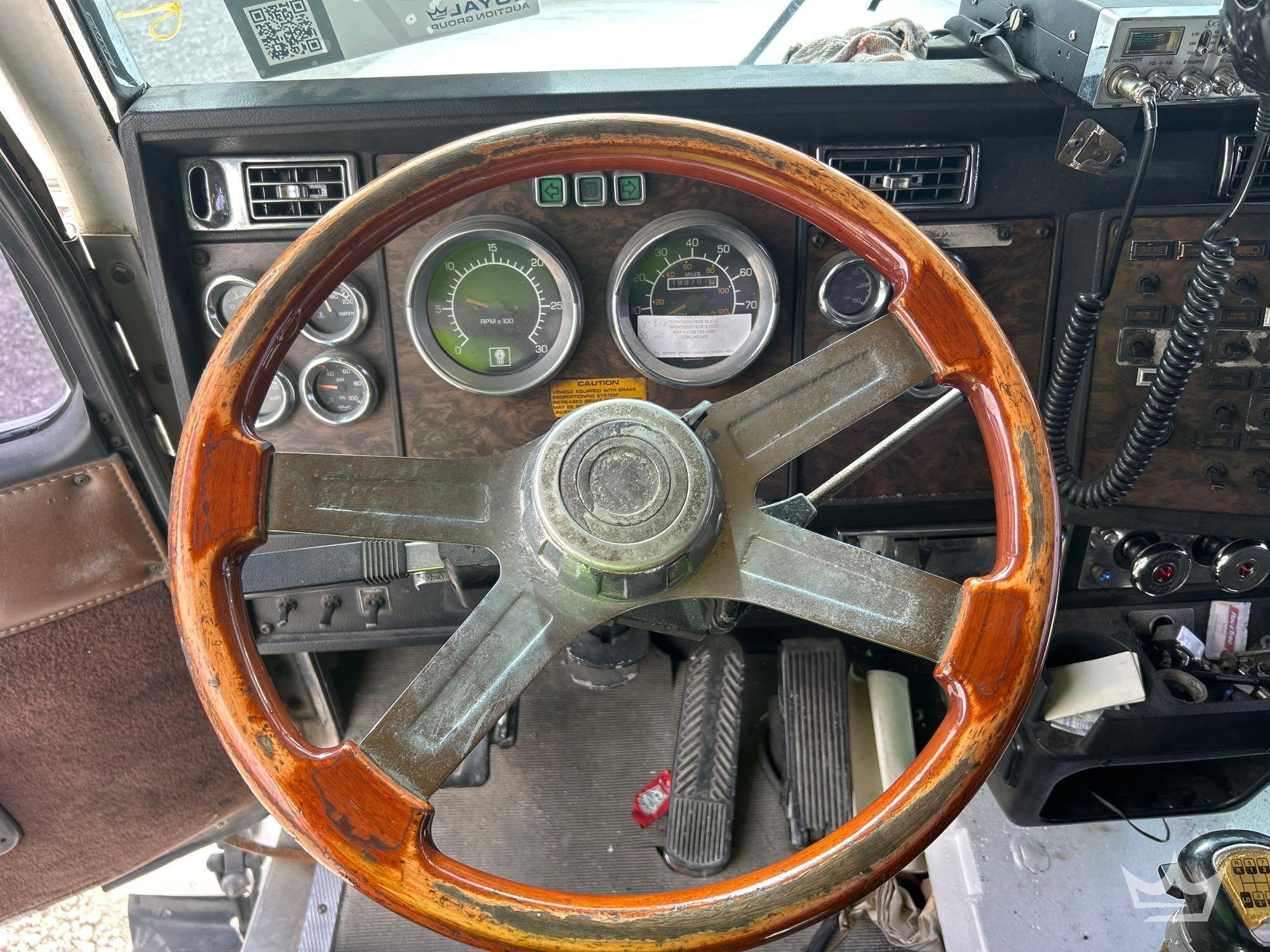 1995 Kenworth T400