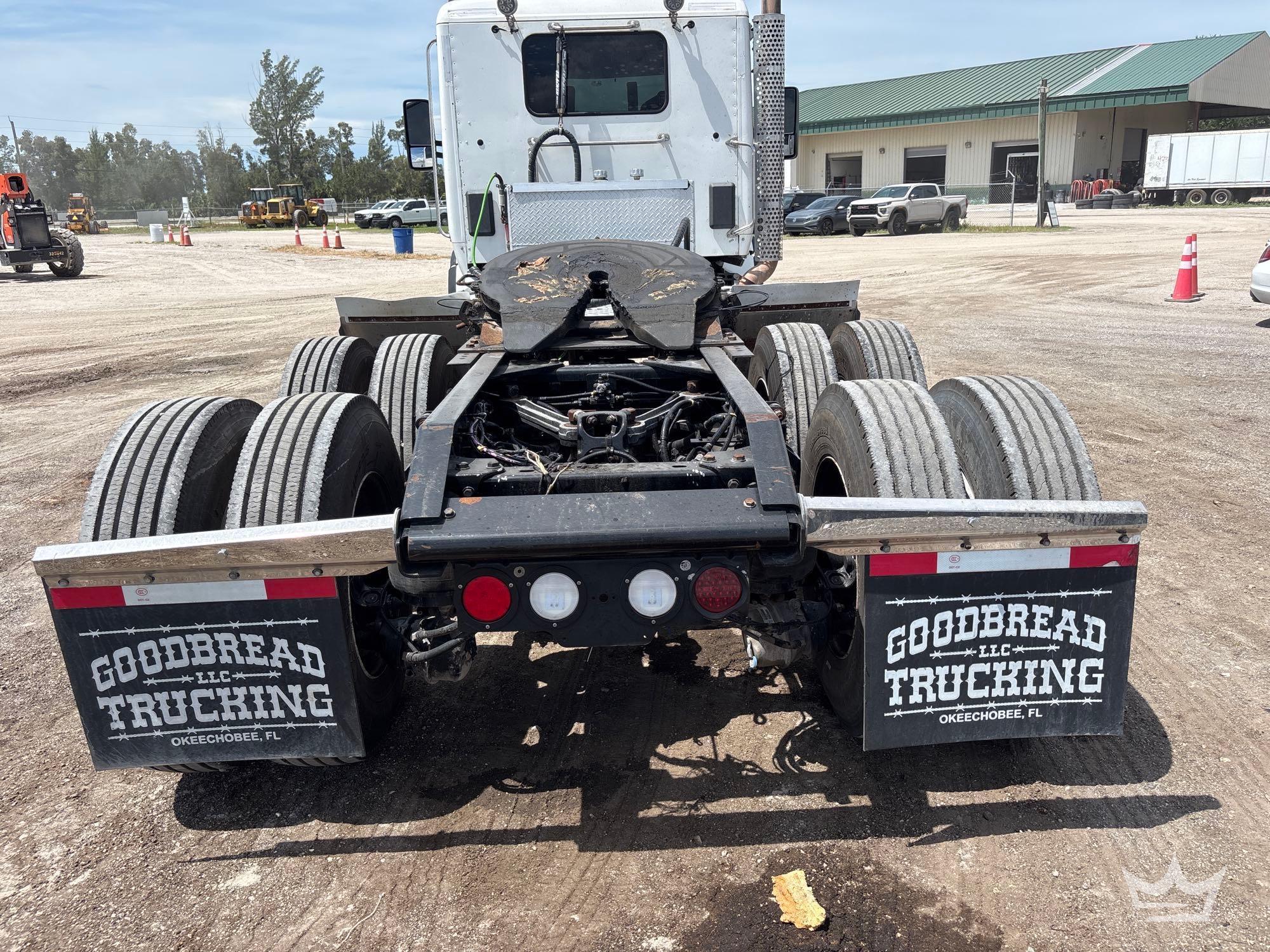 2019 Kenworth T880