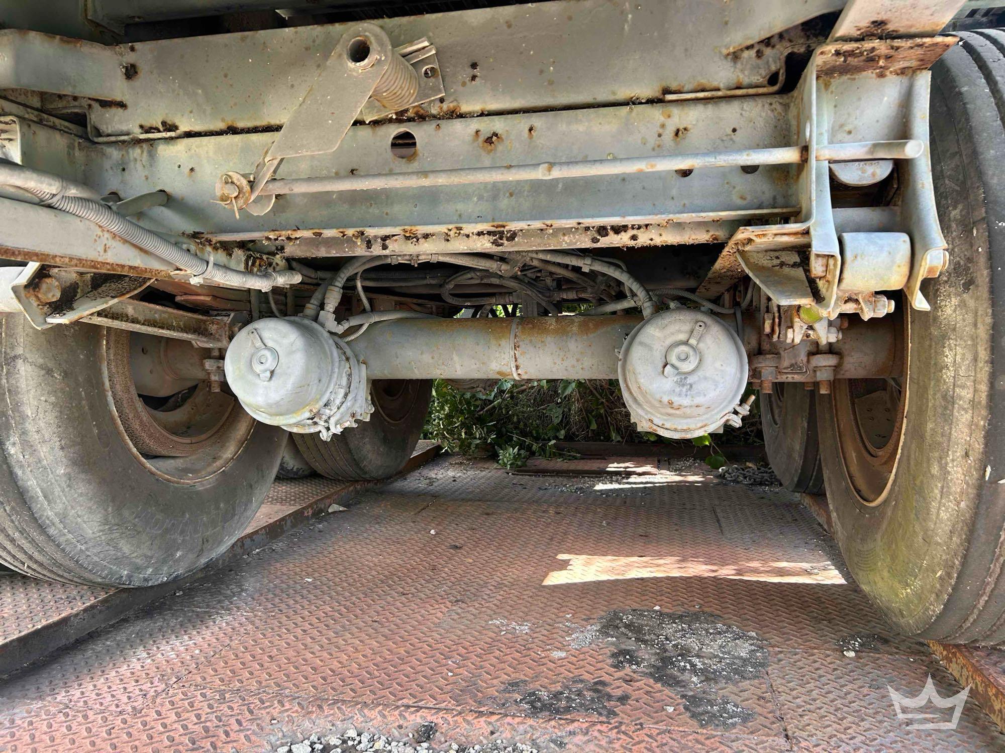 1997 Mack CH613