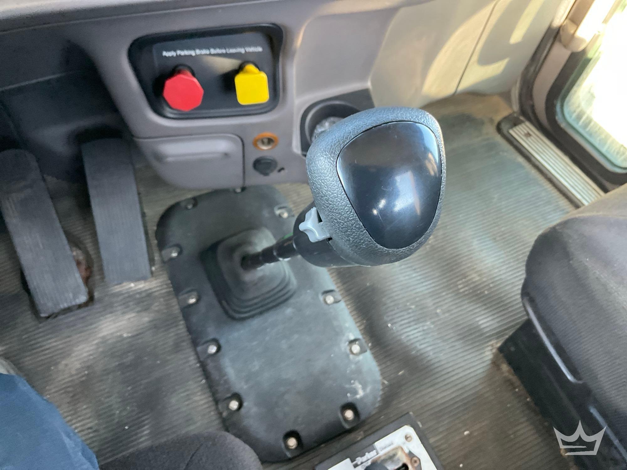 2017 Peterbilt 389