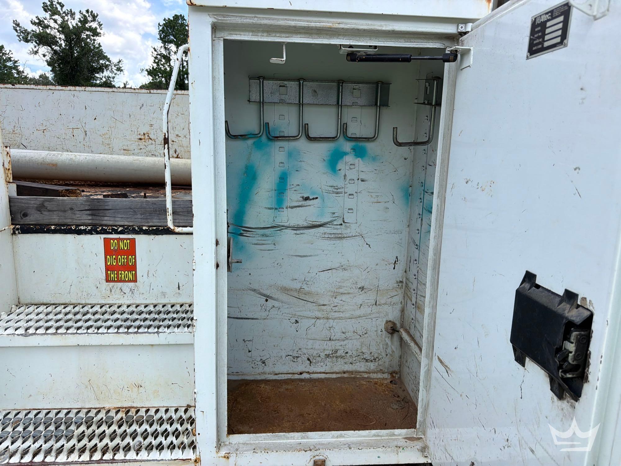 2014 Freightliner M2 106