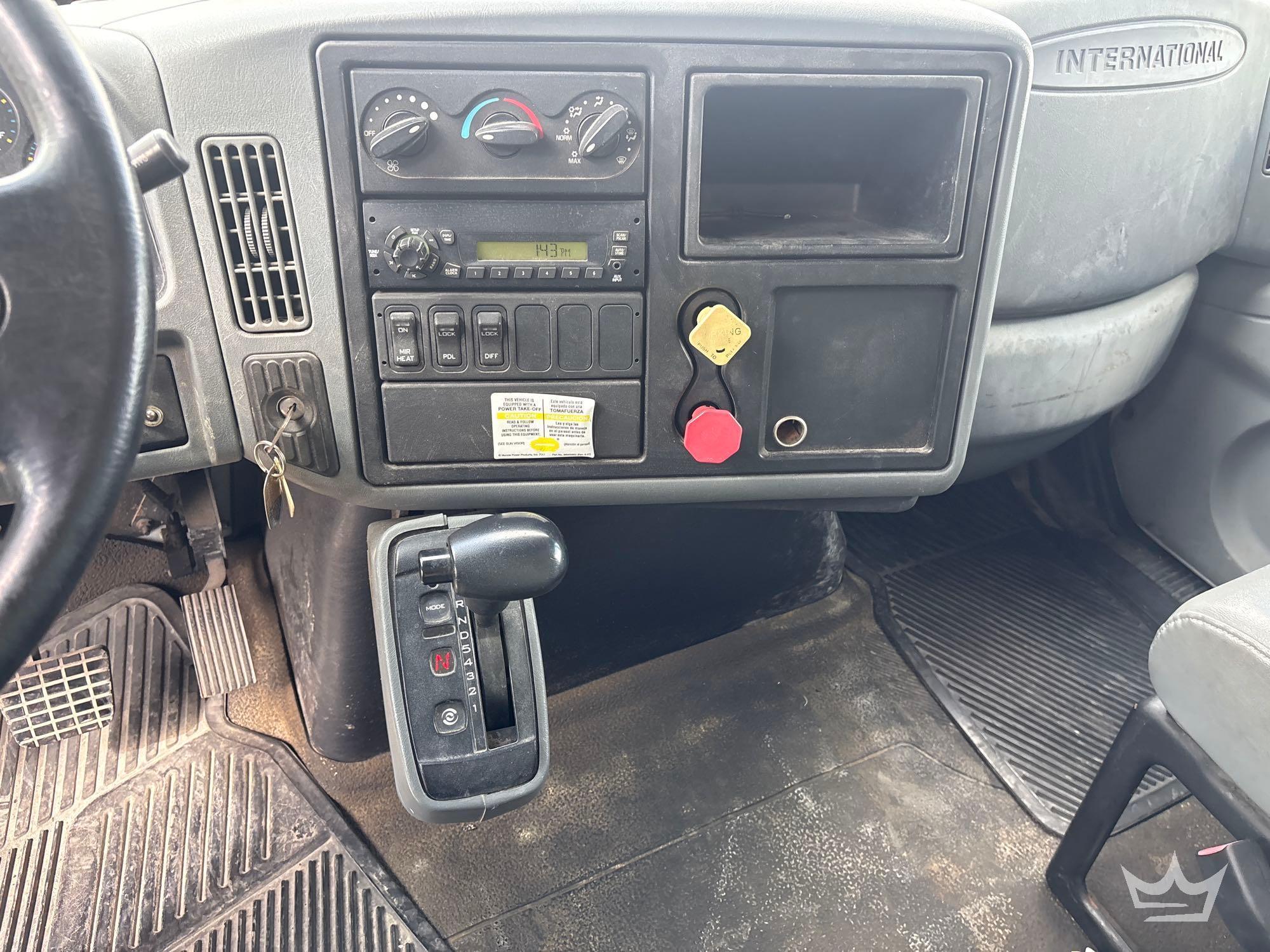 2004 International 7400
