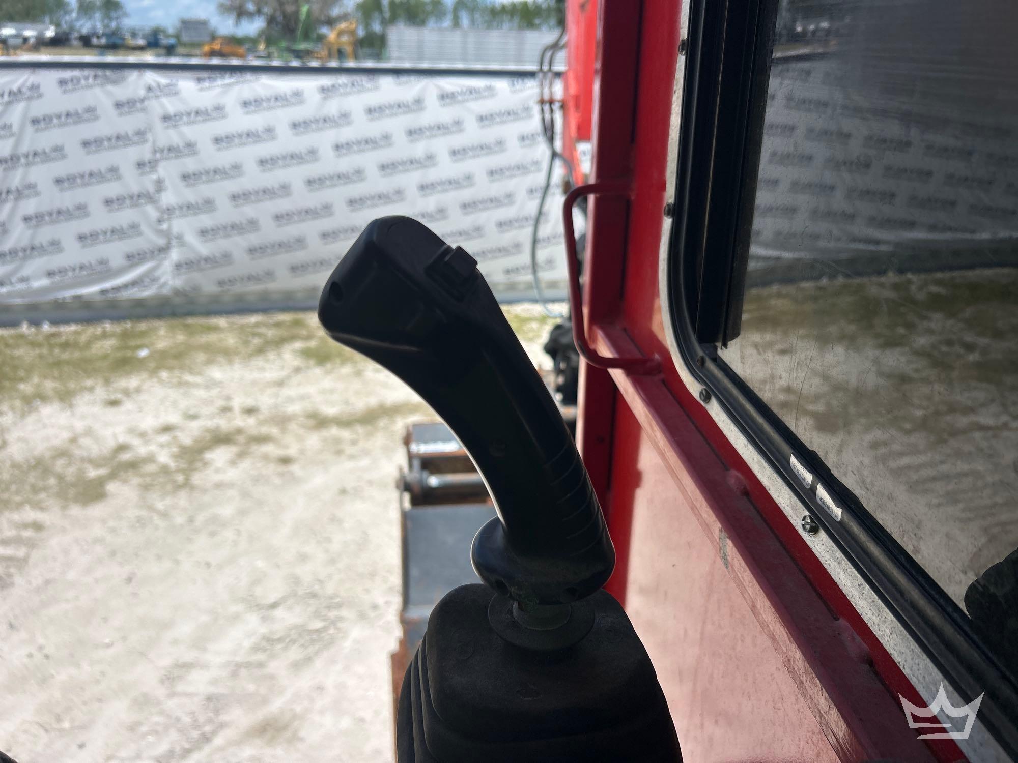 2018 Freightliner M2 106