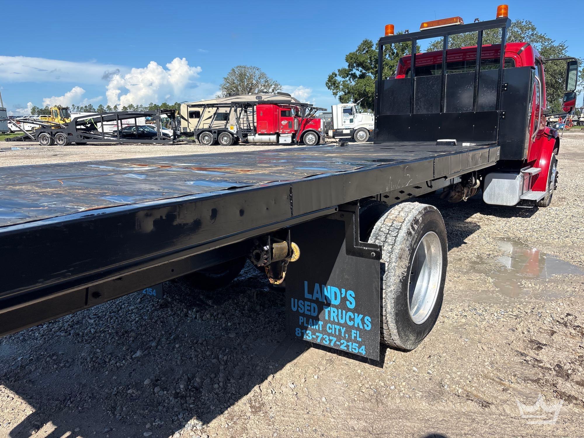 2018 Freightliner M2 106