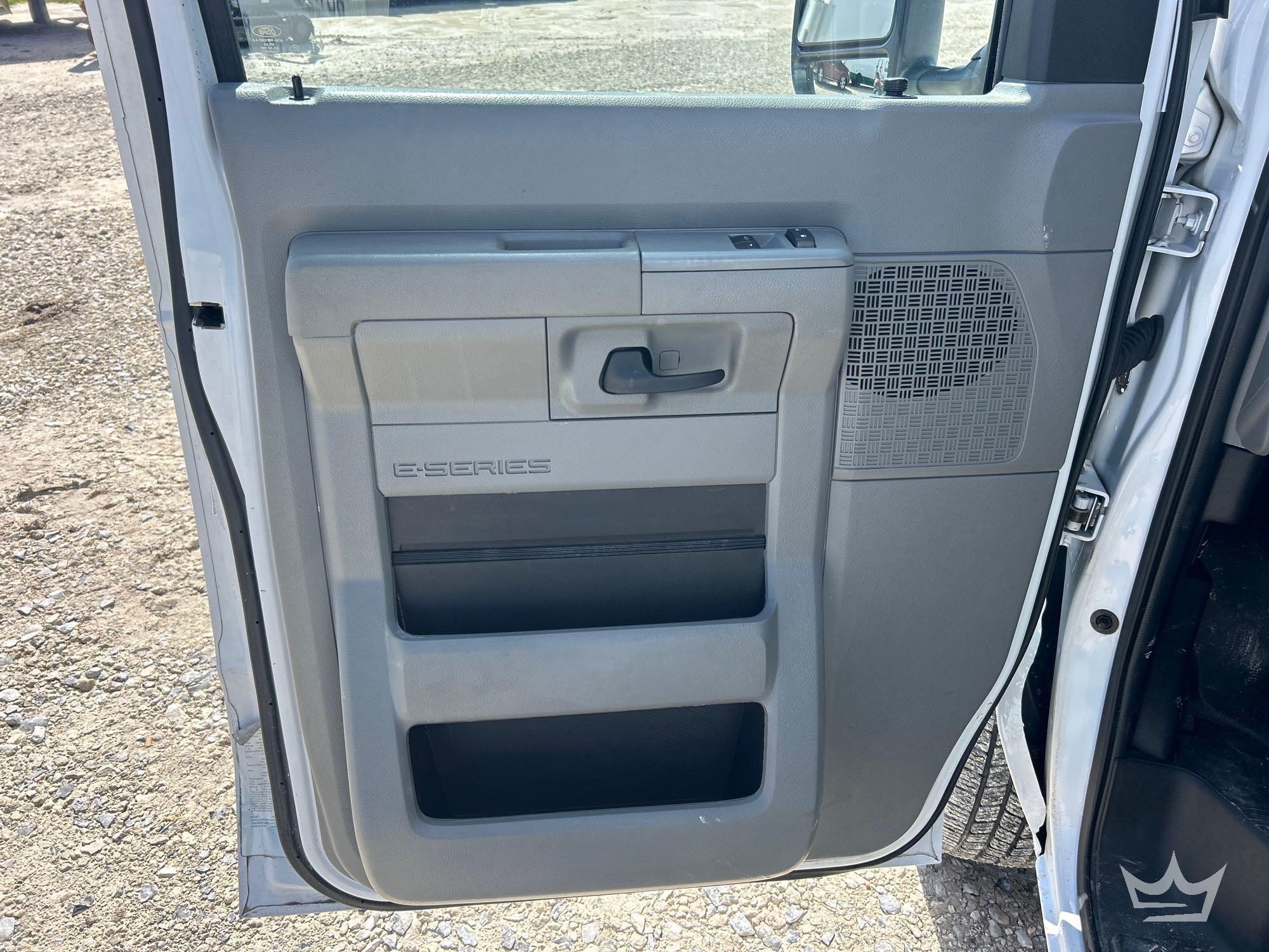 2019 Ford E350