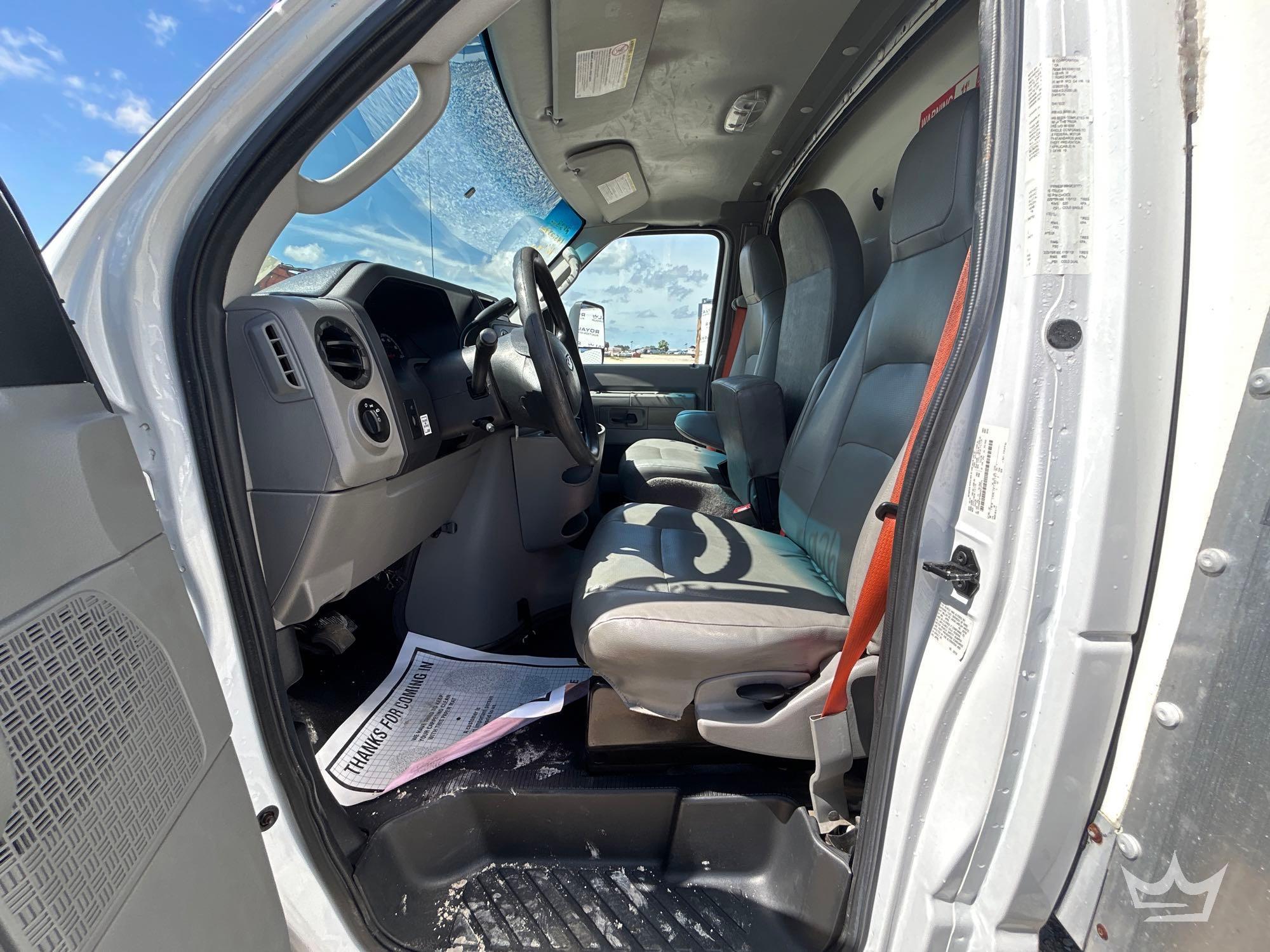 2019 Ford E350