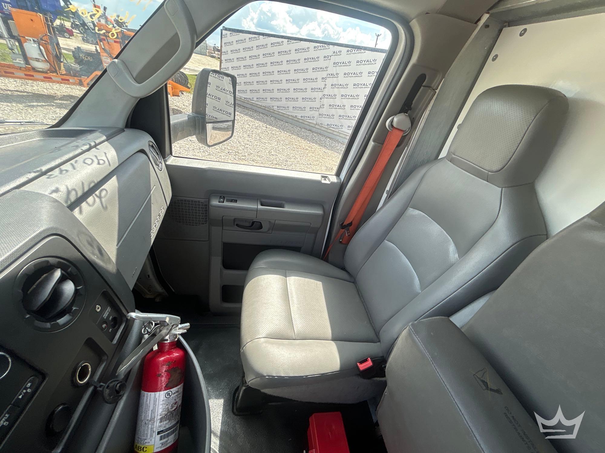 2019 Ford E350