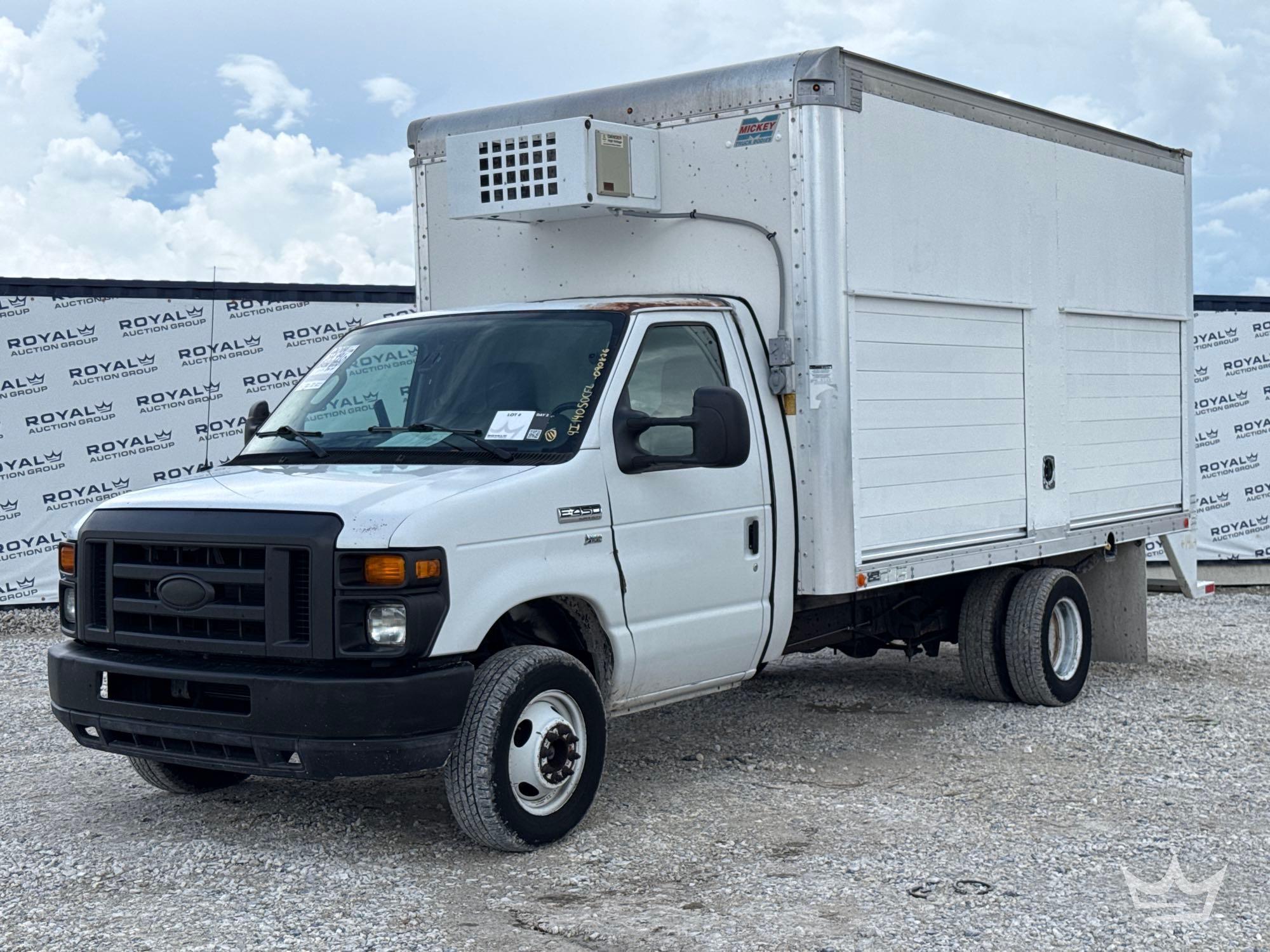 Photo of 2014 Ford E450